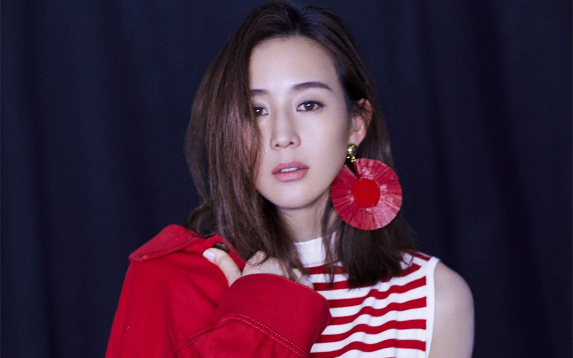 高清中国台湾影视女演员张钧甯时尚性感写真高清桌面壁纸图片