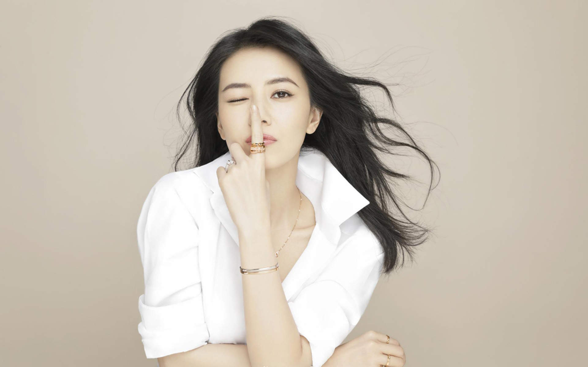 高清中国内地影视北京女演员高圆圆优雅灵动时尚写真图片桌面壁纸图片 高清中国内地影视北京女演员高圆圆优雅灵动时尚写真图片桌面壁纸图片