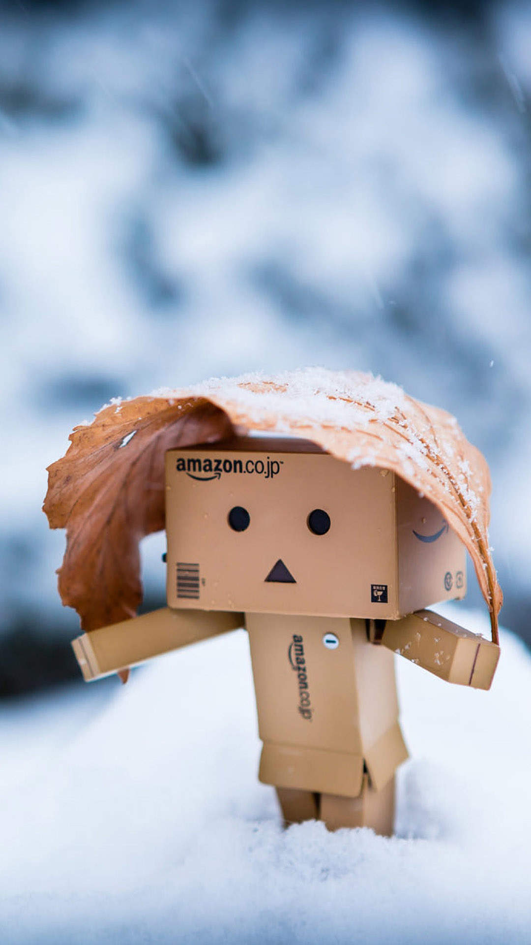 雪地中的纸盒人阿楞可爱图片手机壁纸图片