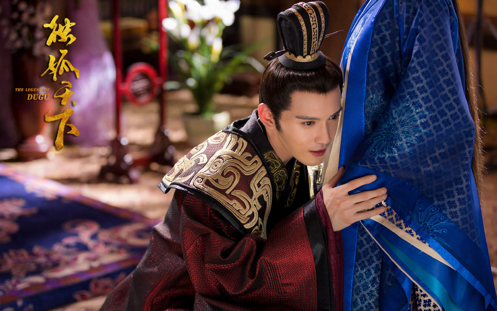安以轩新婚后妩媚漏肩美图图片