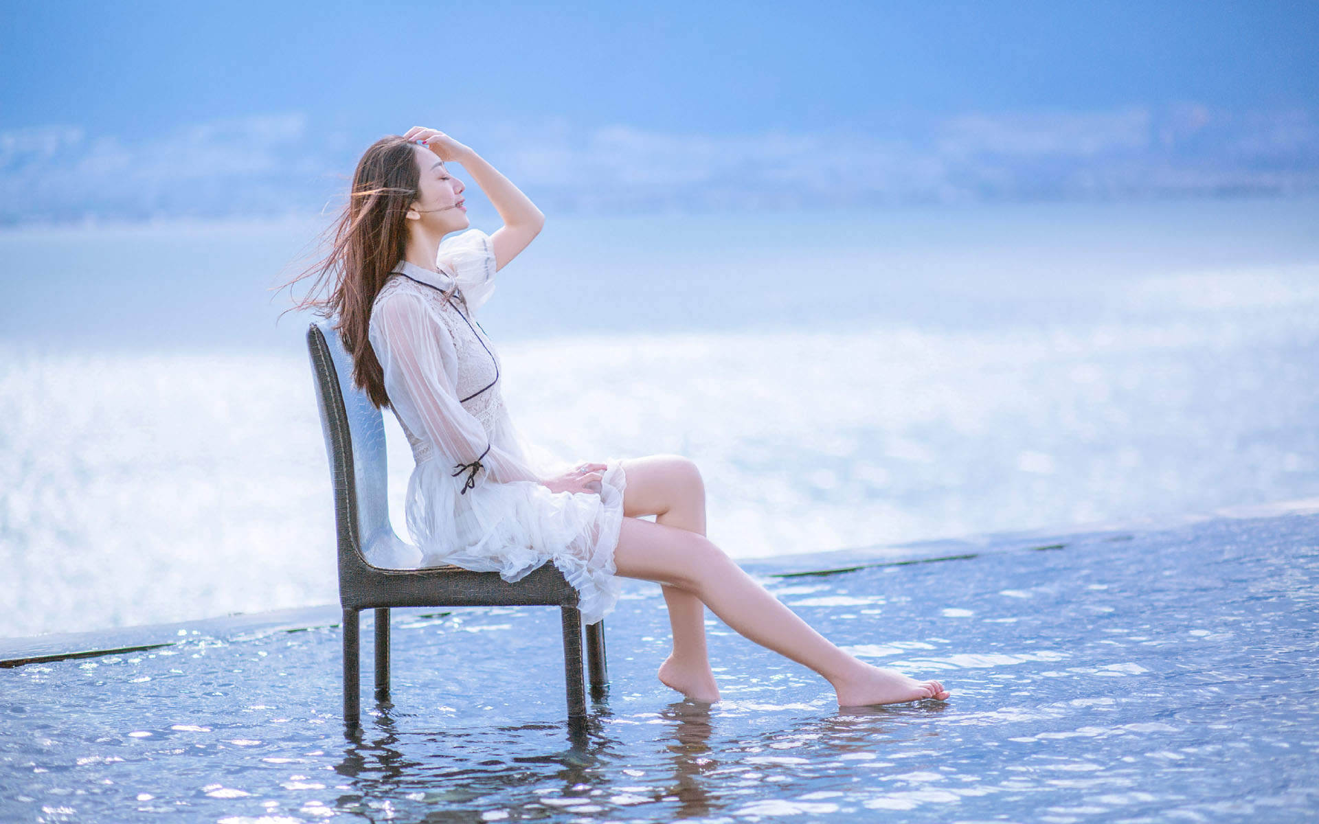 杨幂透视薄纱长裙妩媚性感写真图片图片
