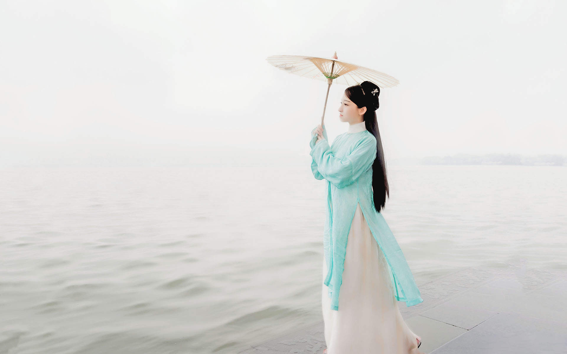花树下的汉服美女清纯靓丽如花似玉写真图片图片