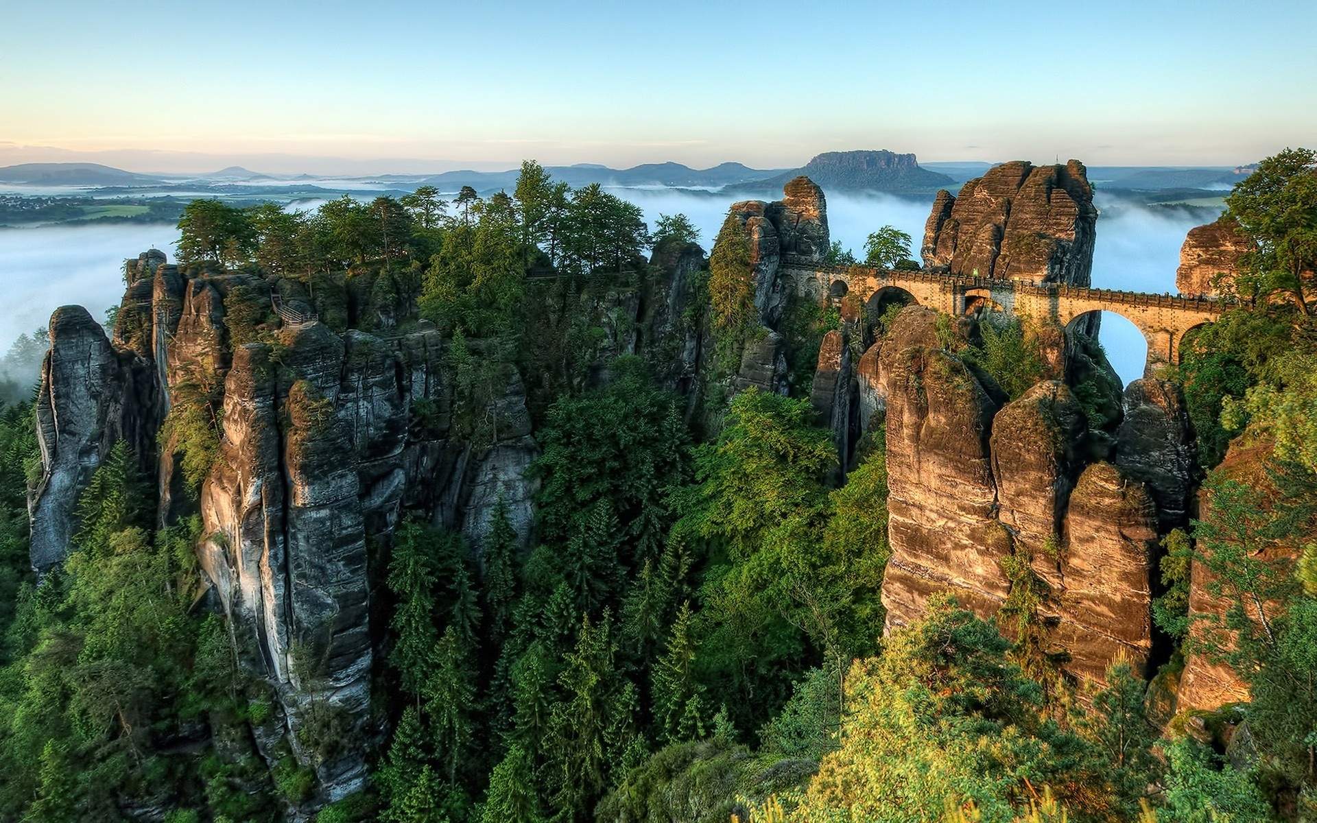 静谧山水风景图片高清手机壁纸图片