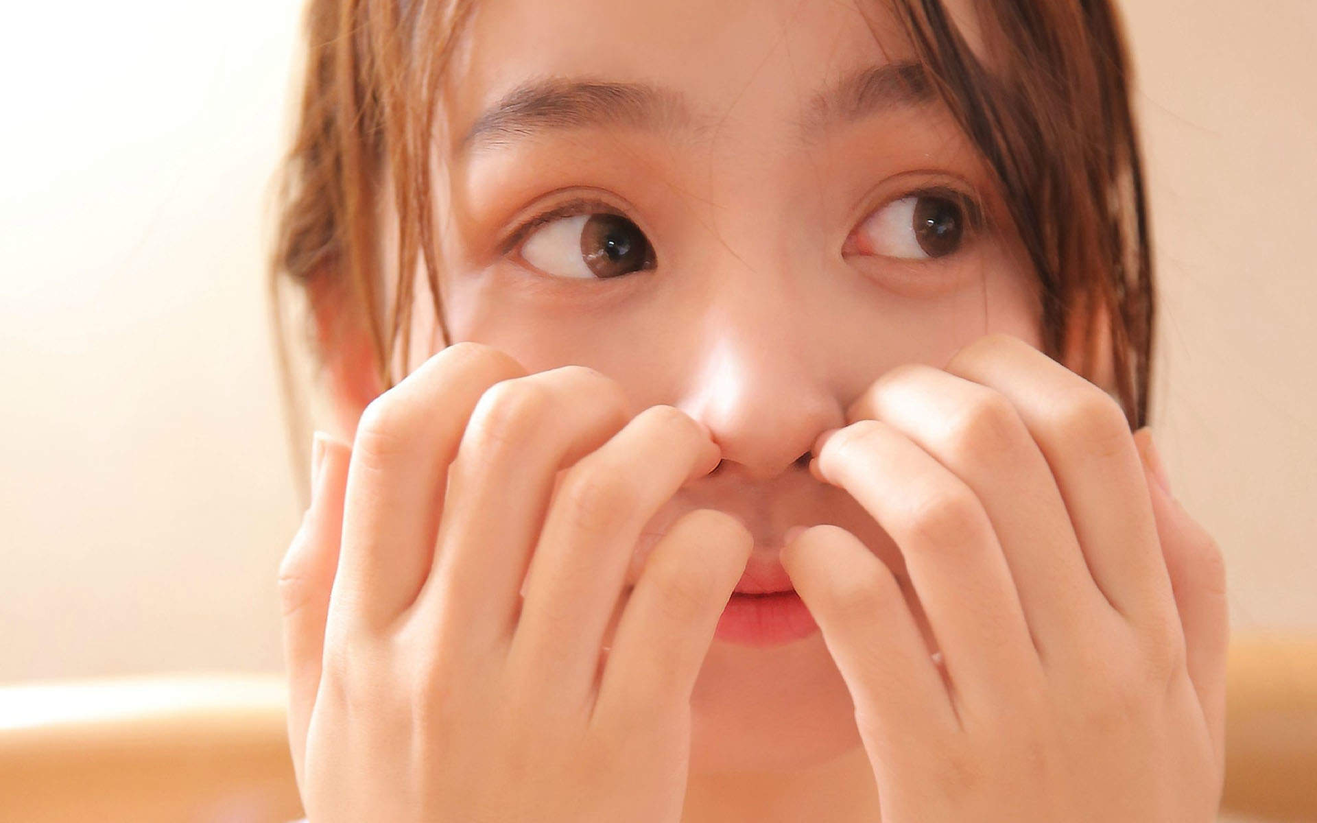性感艺校美女自拍事业线美女写真图图片
