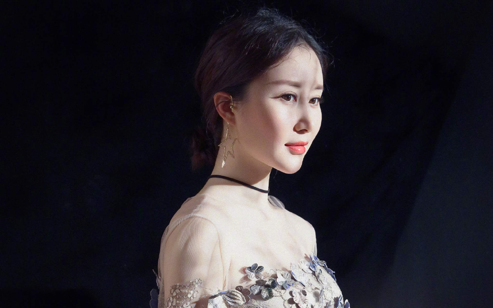 高清吉林美女演员舒畅优雅迷人写真图片桌面壁纸图片