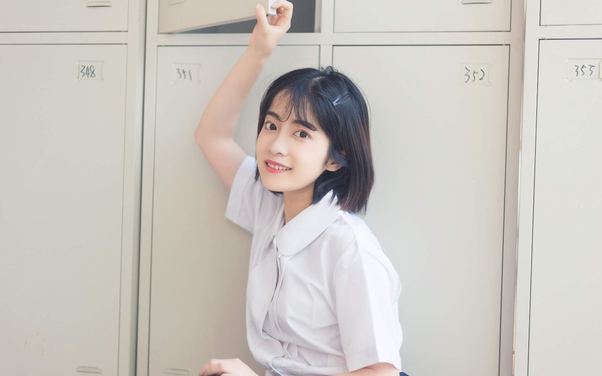高清校花90后可爱清纯学生妹高清桌面壁纸图片