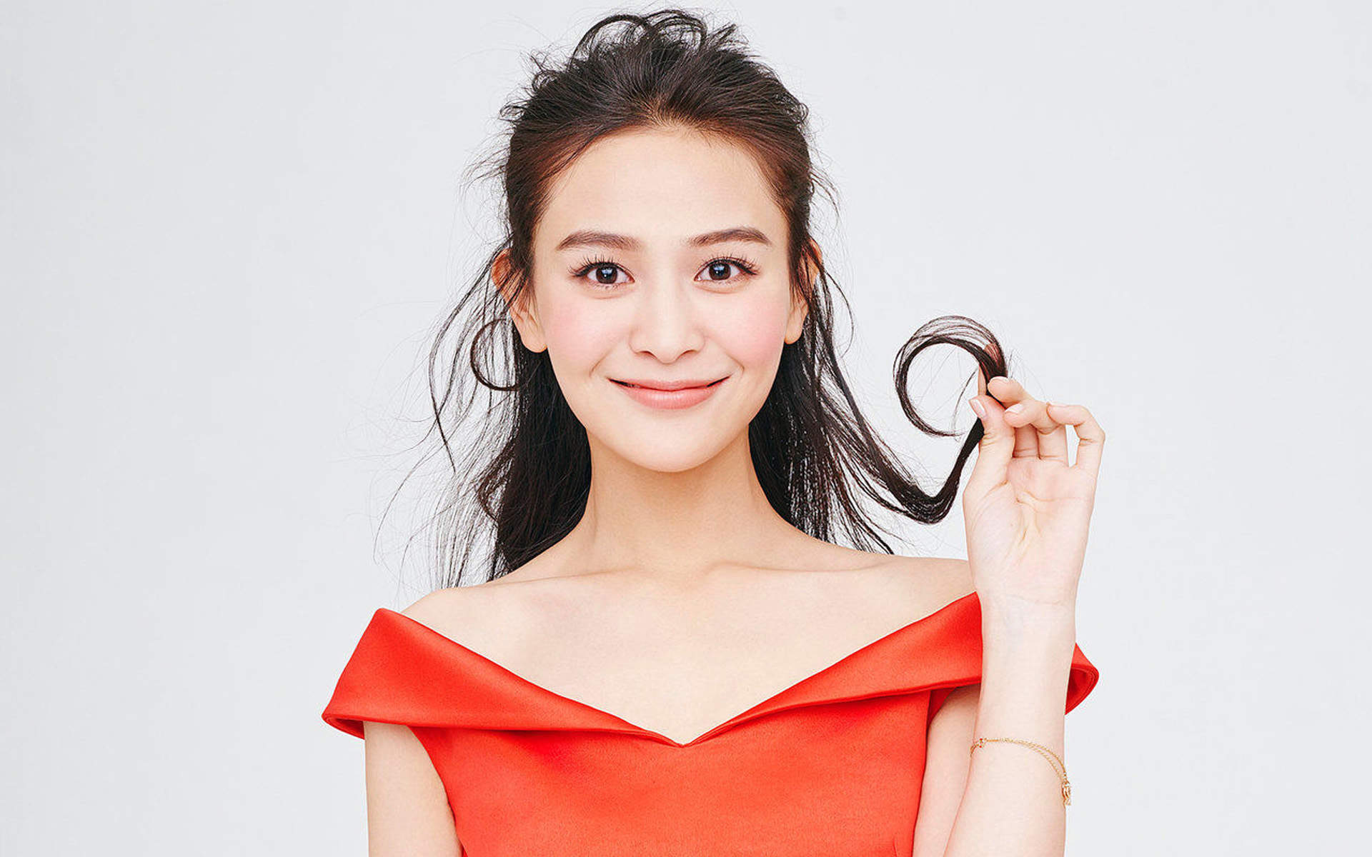 中国内地安徽女演员海铃清新甜美生活照图片图片