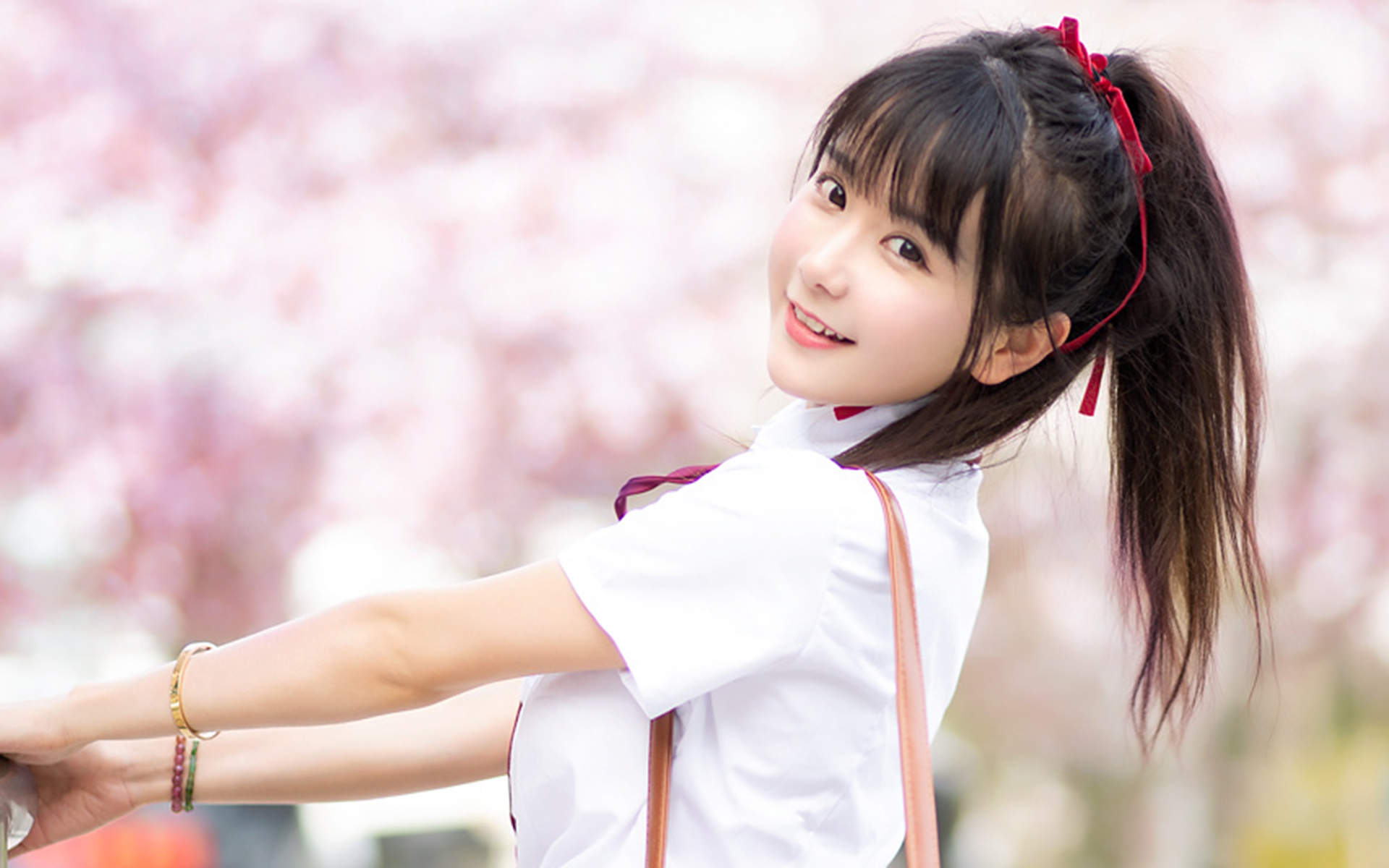 高清校花05后甜美清纯学生妹唯美街拍写真高清壁纸图片