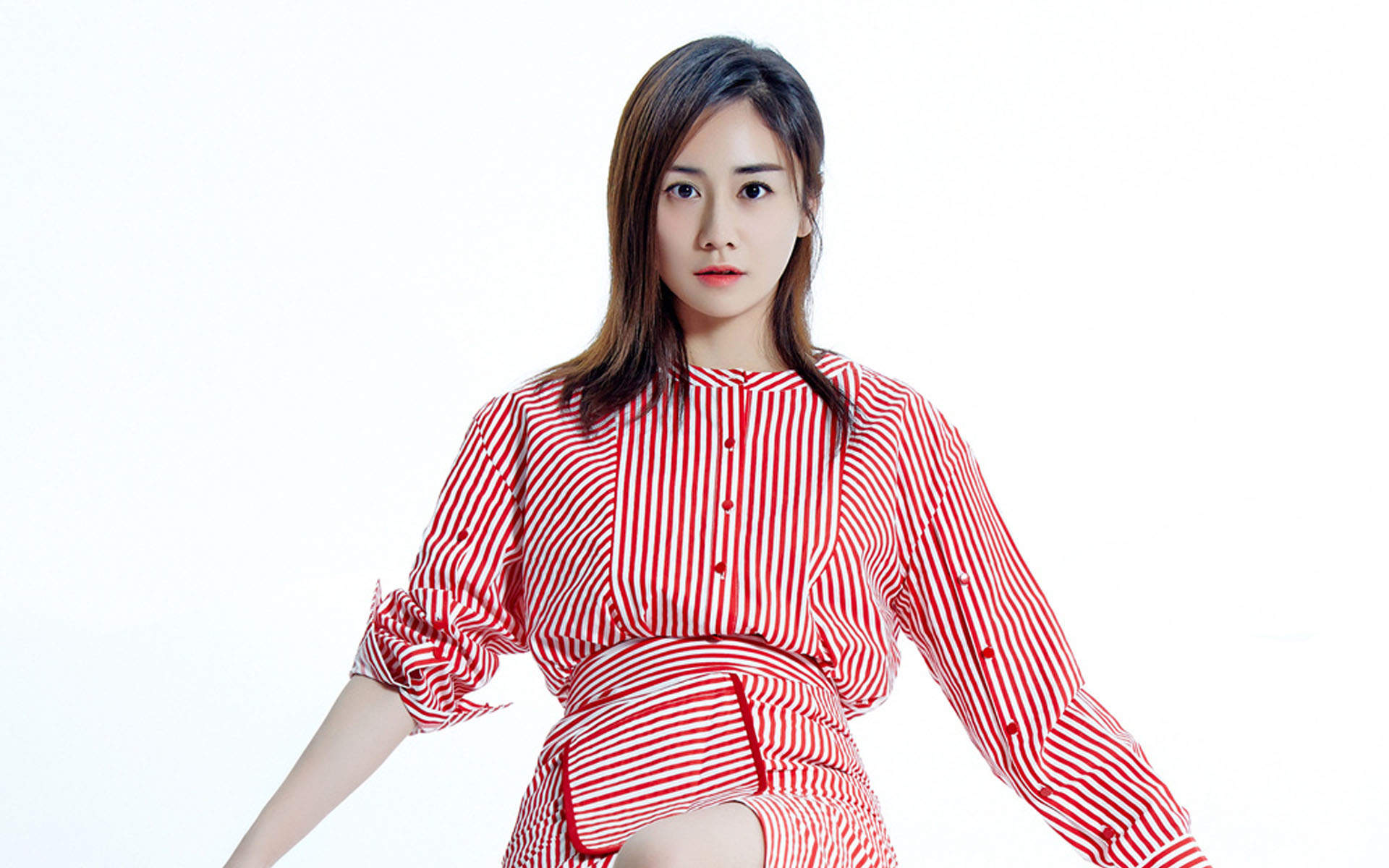 刘芸性感灵动写真图片手机壁纸图片