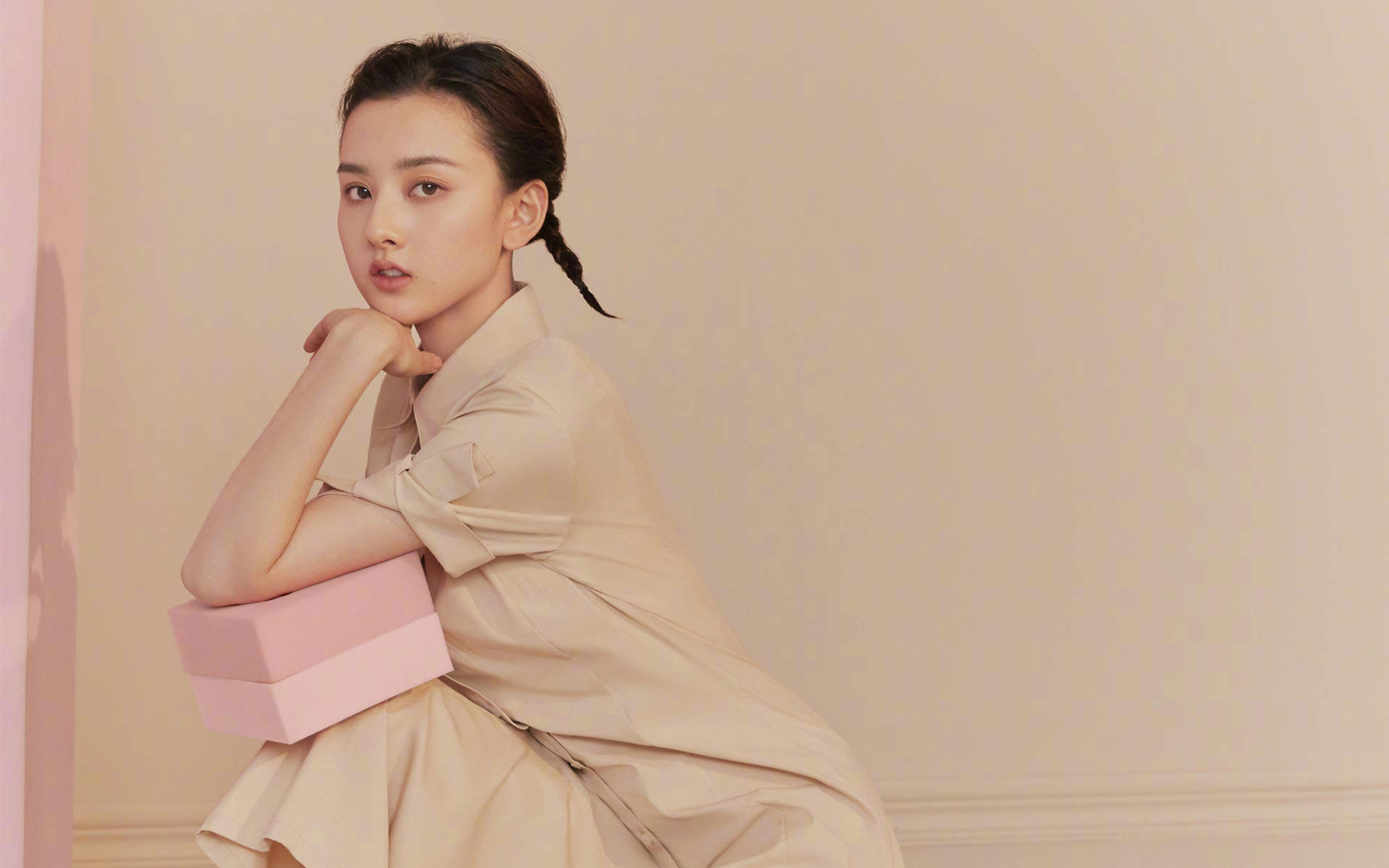 中国北京当代95后女演员宋祖儿清新时尚可爱写真图片桌面壁纸图片