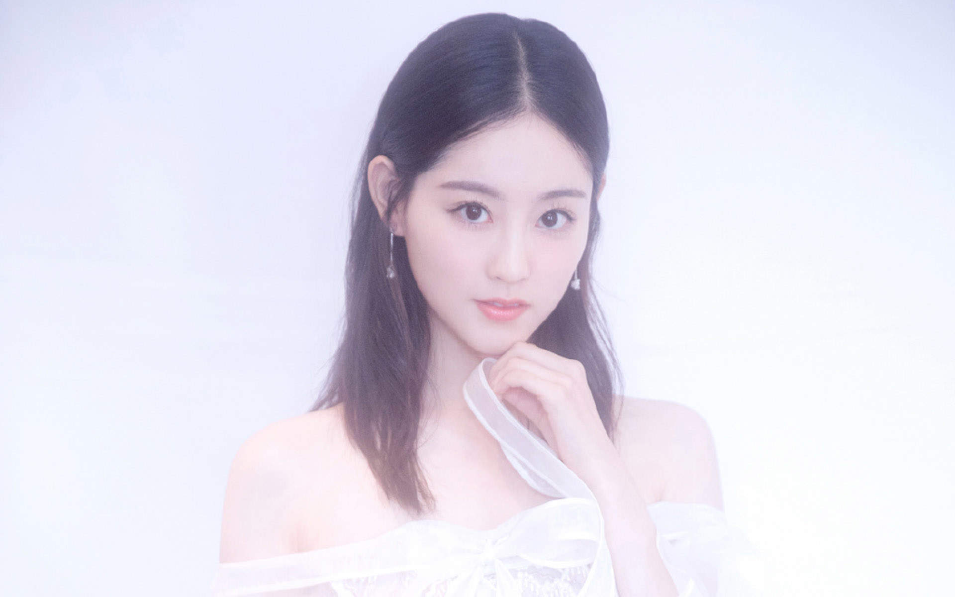 中国内地黑龙江齐齐哈尔女演员祝绪丹唯美仙气图片桌面壁纸图片 中国内地黑龙江齐齐哈尔女演员祝绪丹唯美仙气图片桌面壁纸图片