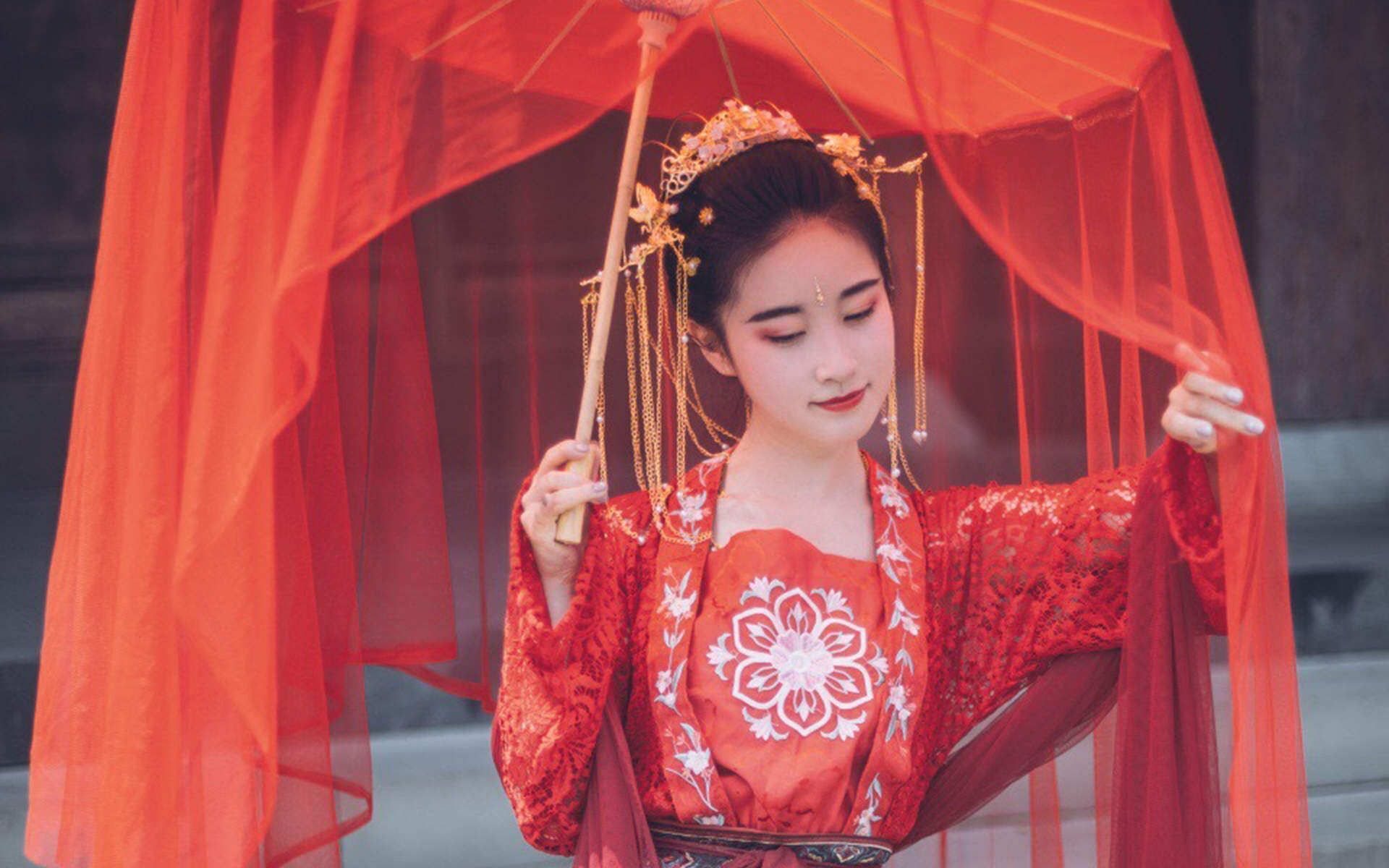 唯美清新汉服美女摄影《春词》图片