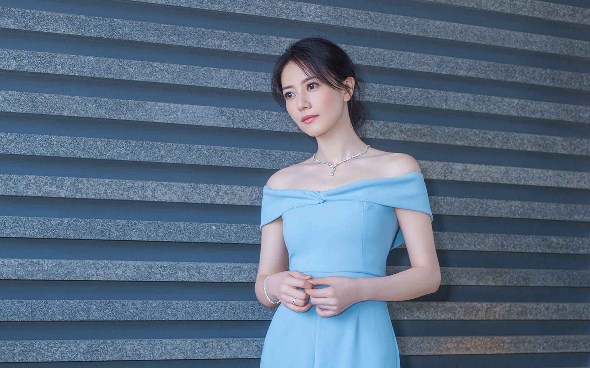 高清中国内地影视北京女演员高圆圆性感写真高清电脑壁纸图片 高清中国内地影视北京女演员高圆圆性感写真高清电脑壁纸图片