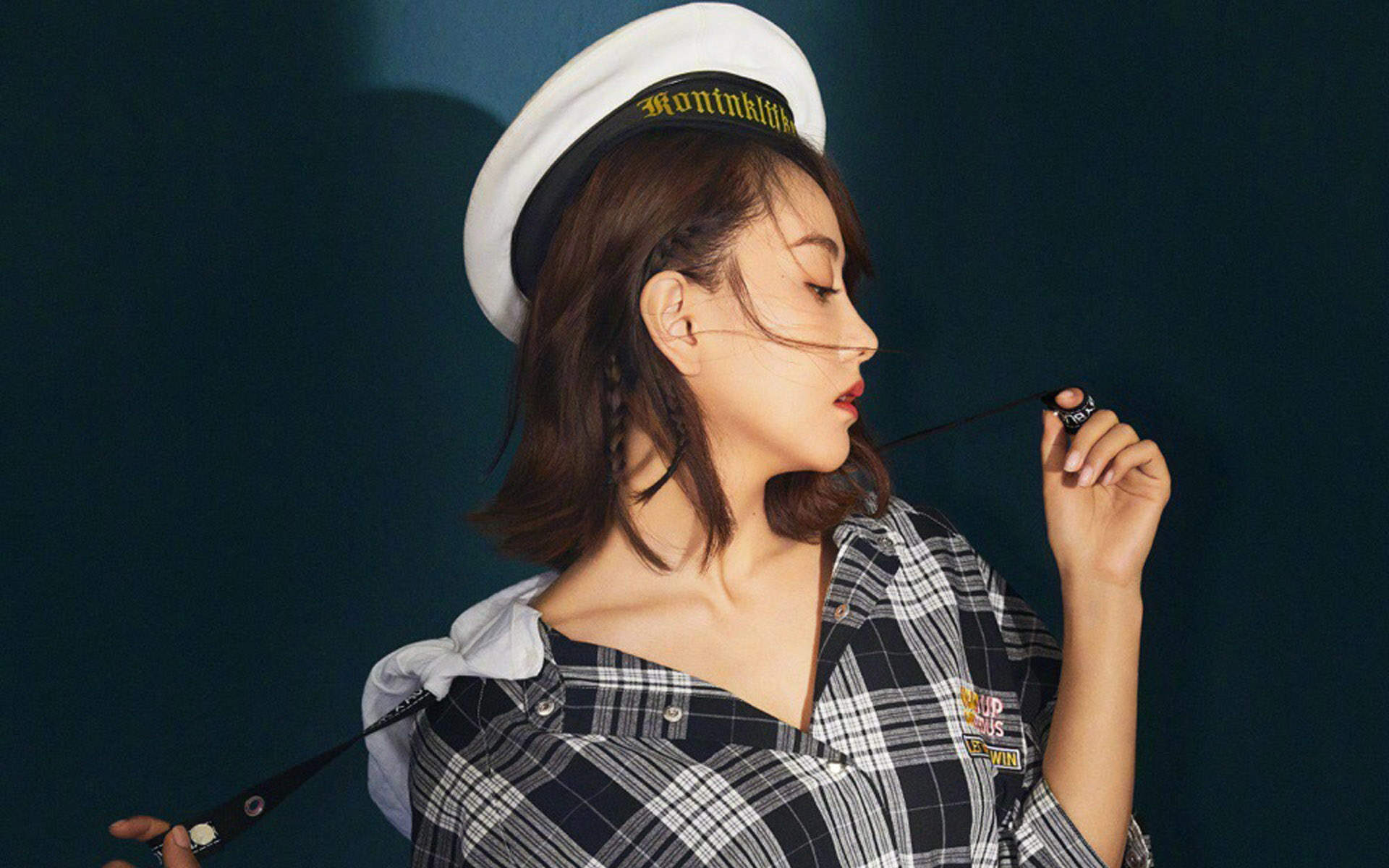 高清中国内地云南保山女演员杨蓉性感写真图片桌面壁纸图片 高清中国内地云南保山女演员杨蓉性感写真图片桌面壁纸图片