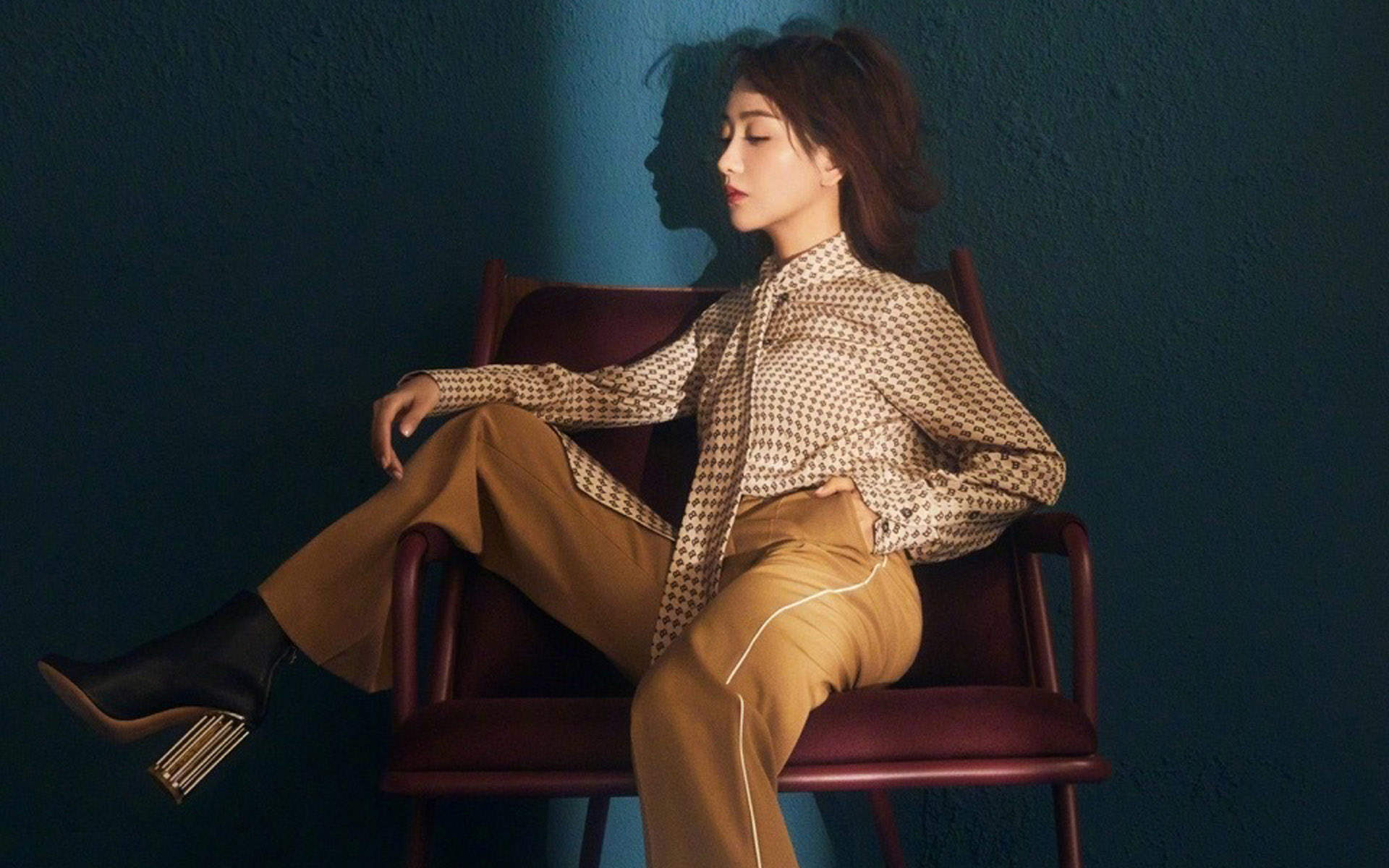 高清中国内地云南保山女演员杨蓉性感迷人写真图片桌面壁纸图片 高清中国内地云南保山女演员杨蓉性感迷人写真图片桌面壁纸图片