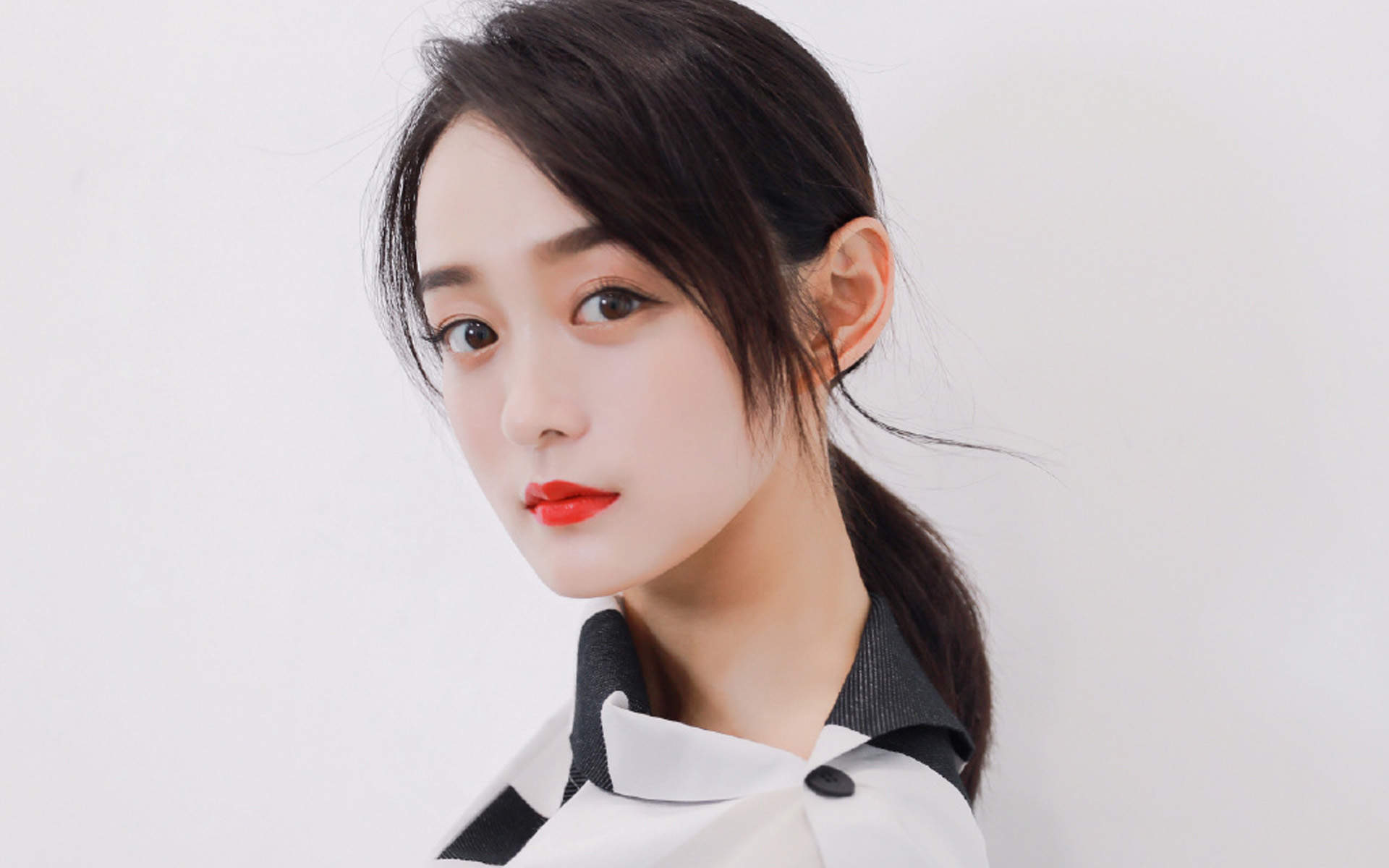 高清中国内地女演员平面模特何泓姗性感迷人写真图片图片