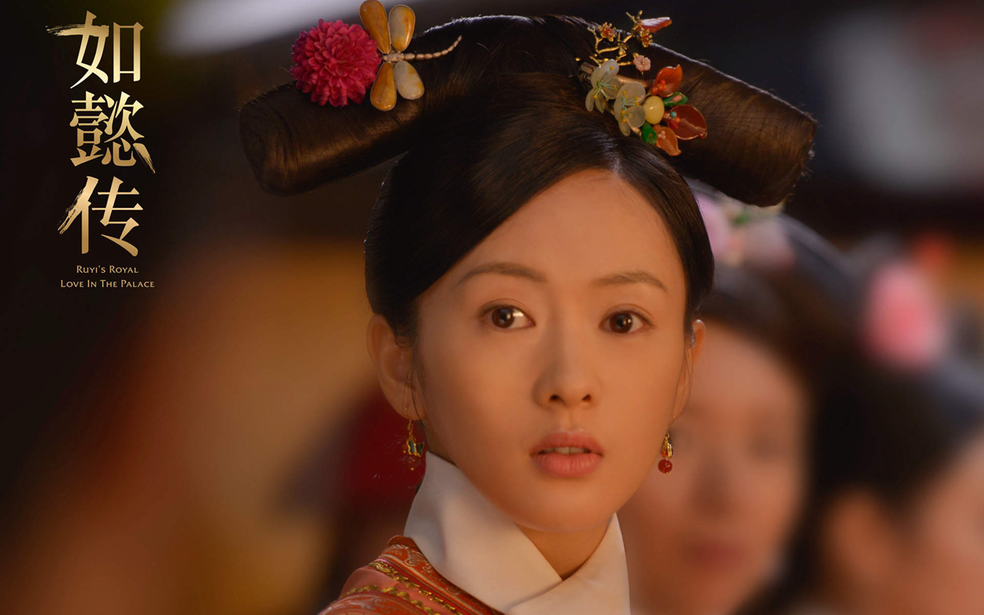 中国内地云南昆明女演员童瑶时尚写真电脑宽屏壁纸图片
