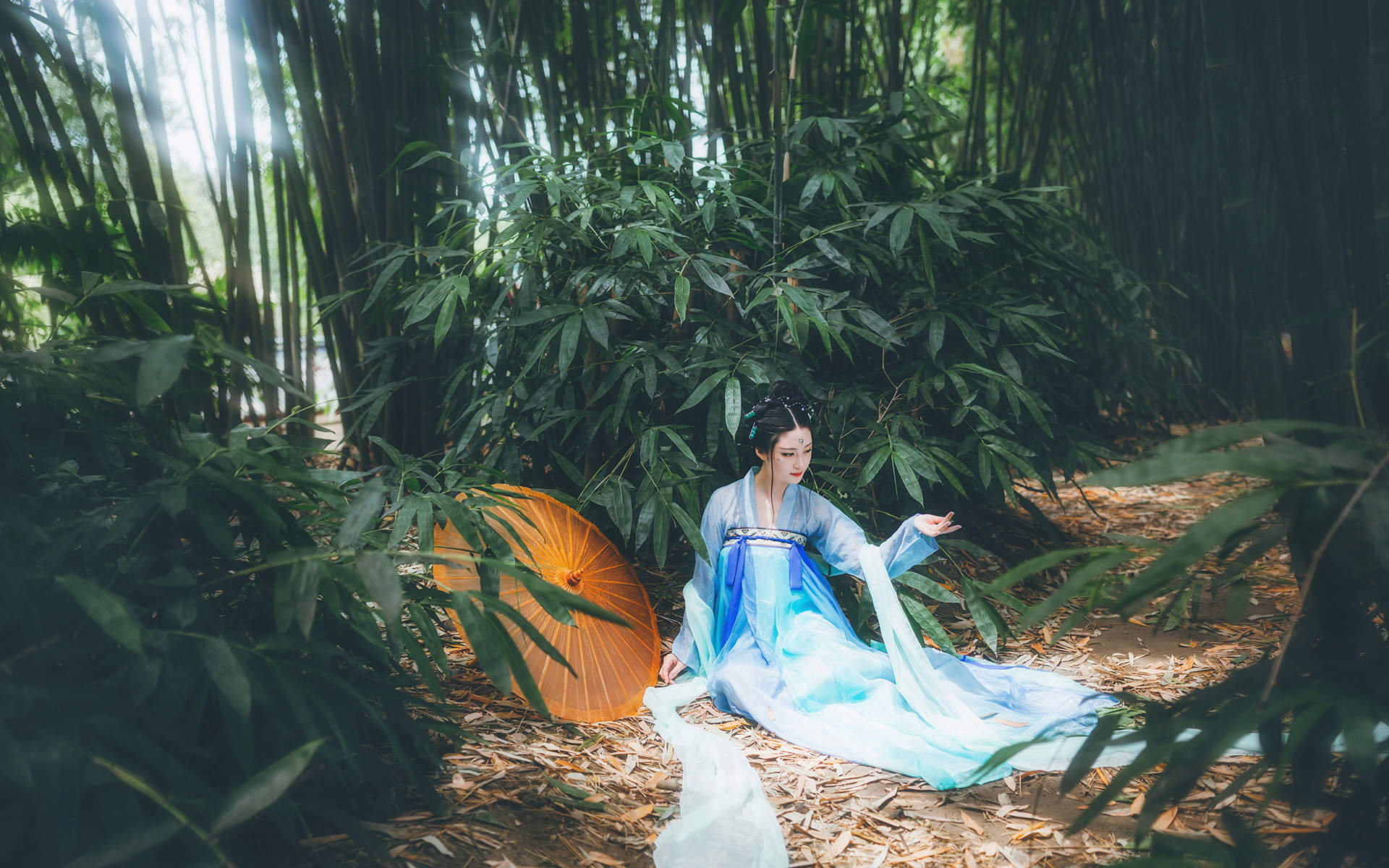 唯美清新汉服美女摄影《春词》图片