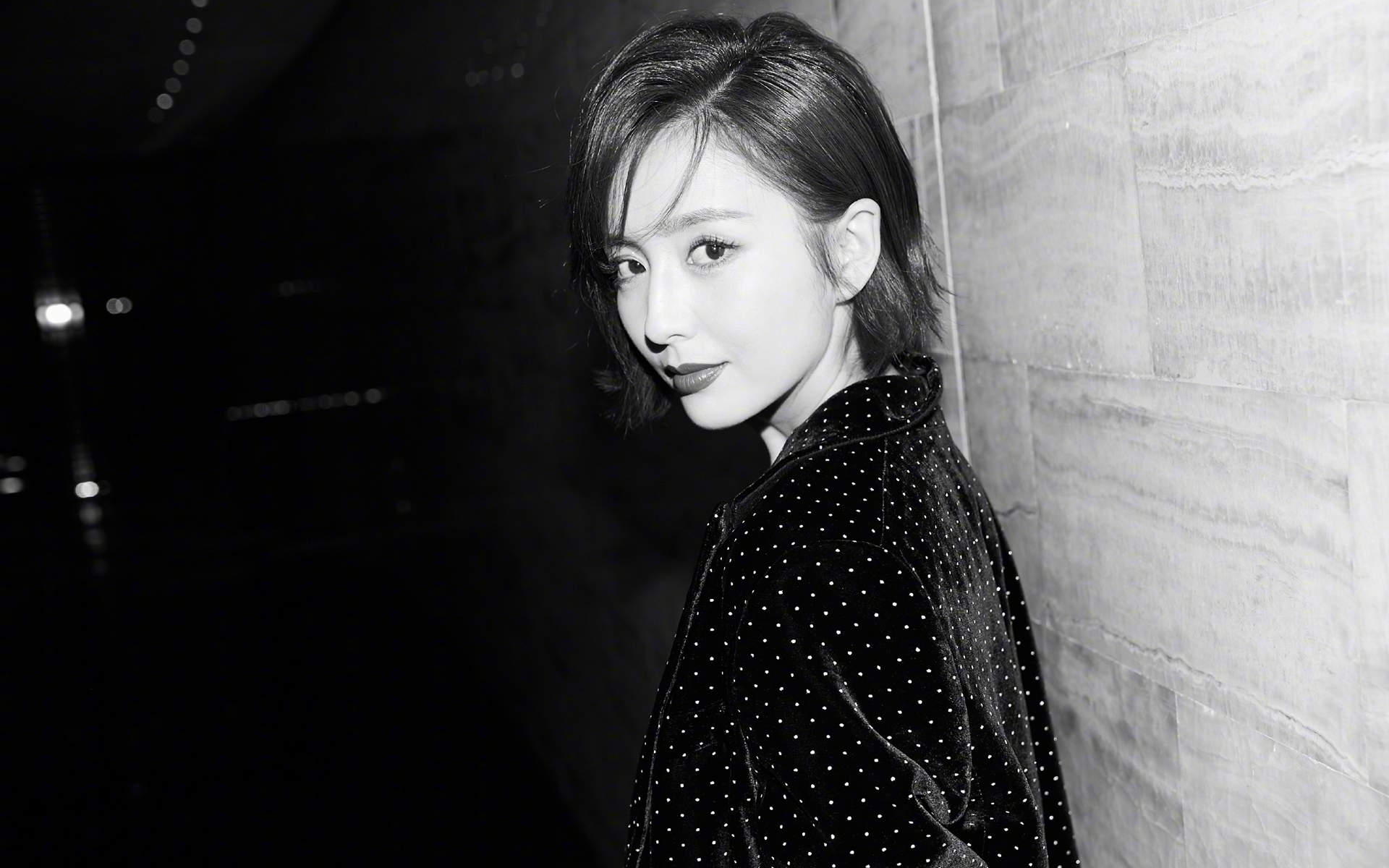 高清中国内地新疆伊犁影视女演员佟丽娅美艳性感高清桌面壁纸图片 高清中国内地新疆伊犁影视女演员佟丽娅美艳性感高清桌面壁纸图片