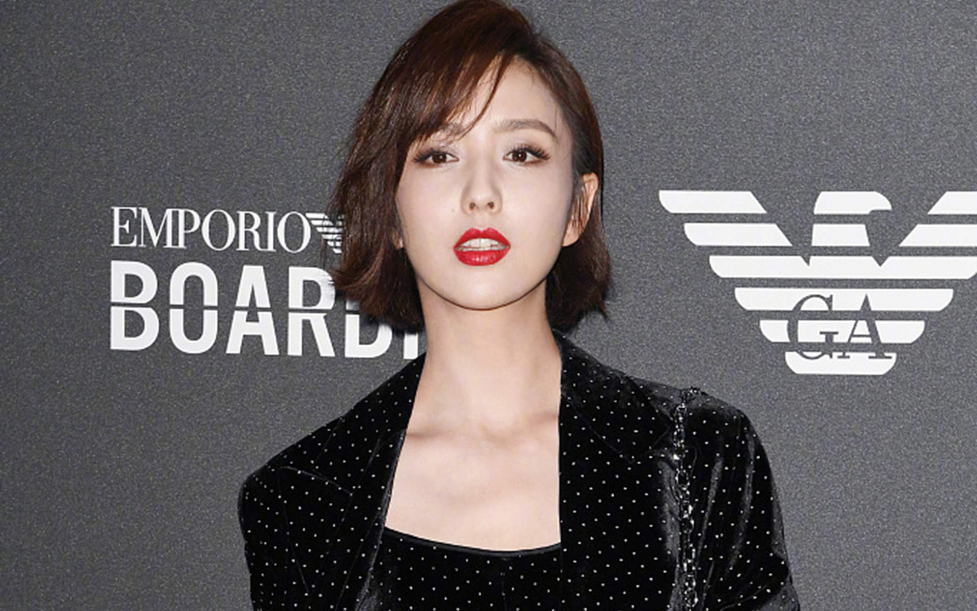 高清中国内地新疆伊犁影视女演员佟丽娅美艳性感高清桌面壁纸图片 高清中国内地新疆伊犁影视女演员佟丽娅美艳性感高清桌面壁纸图片