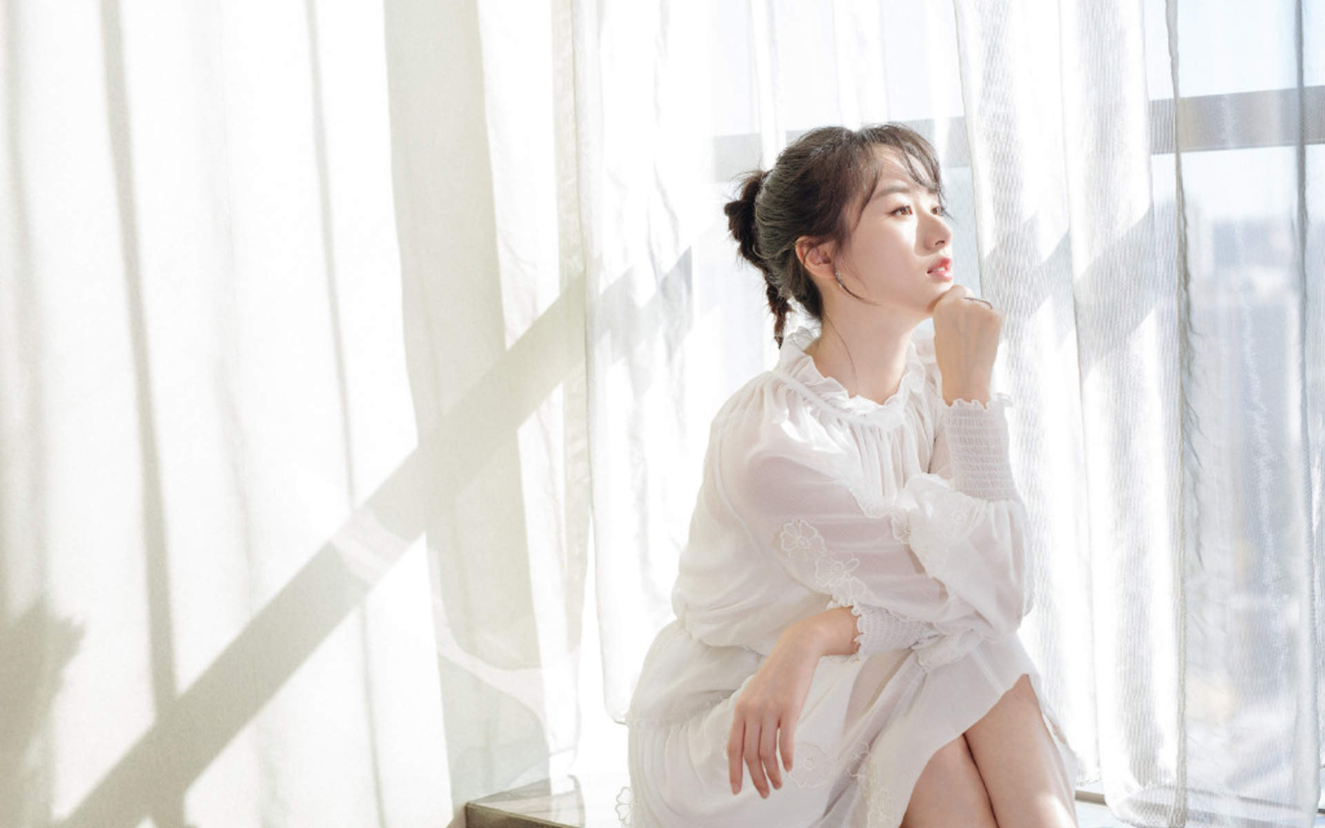 高清上海袁冰妍袁冰妍时尚性感写真桌面壁纸图片 高清上海袁冰妍袁冰妍时尚性感写真桌面壁纸图片