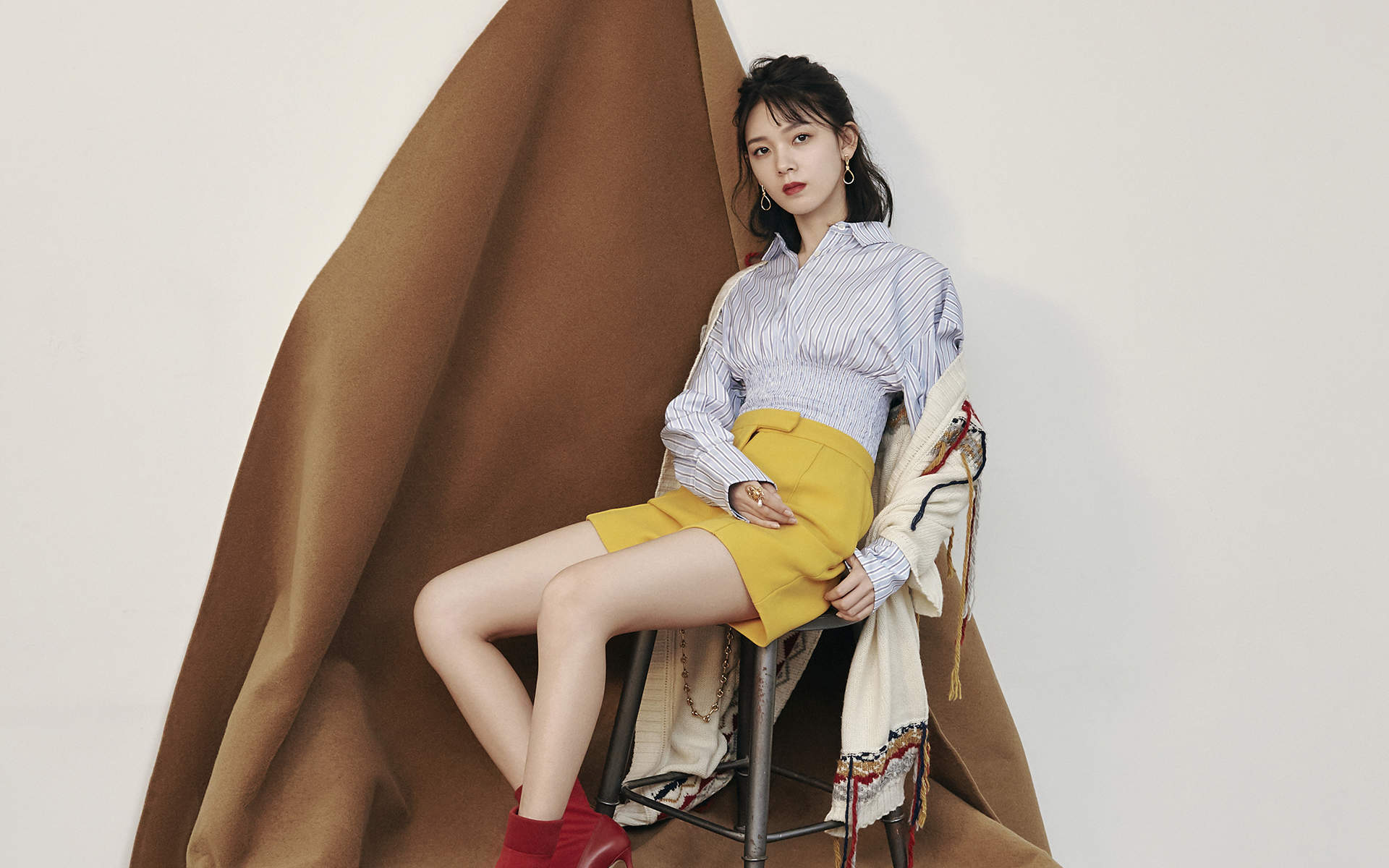 中国内地四川省攀枝花女演员陈瑶波浪刘海甜美养眼图片图片 中国内地四川省攀枝花女演员陈瑶波浪刘海甜美养眼图片图片