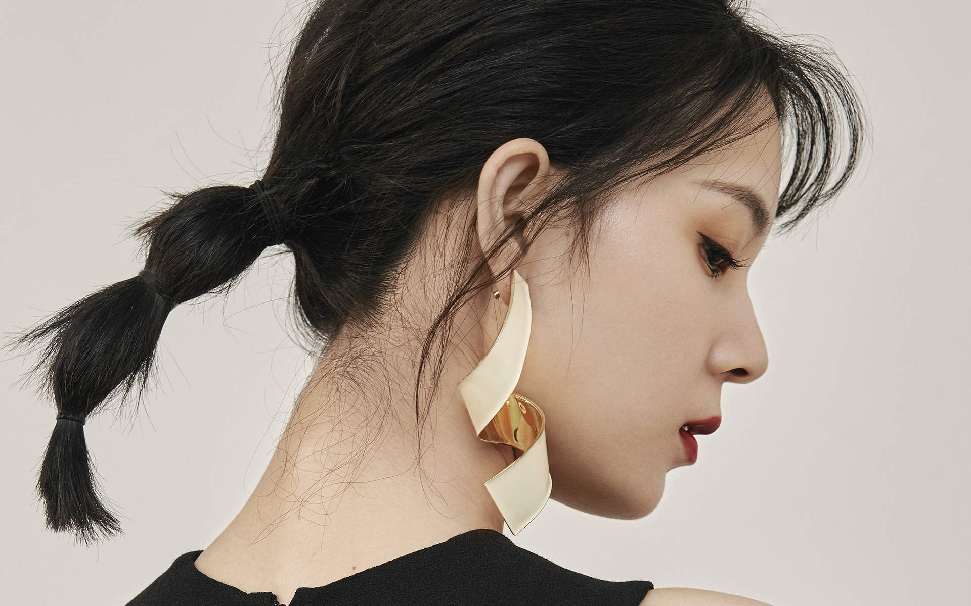 中国内地四川省攀枝花女演员陈瑶波浪刘海甜美养眼图片图片 中国内地四川省攀枝花女演员陈瑶波浪刘海甜美养眼图片图片