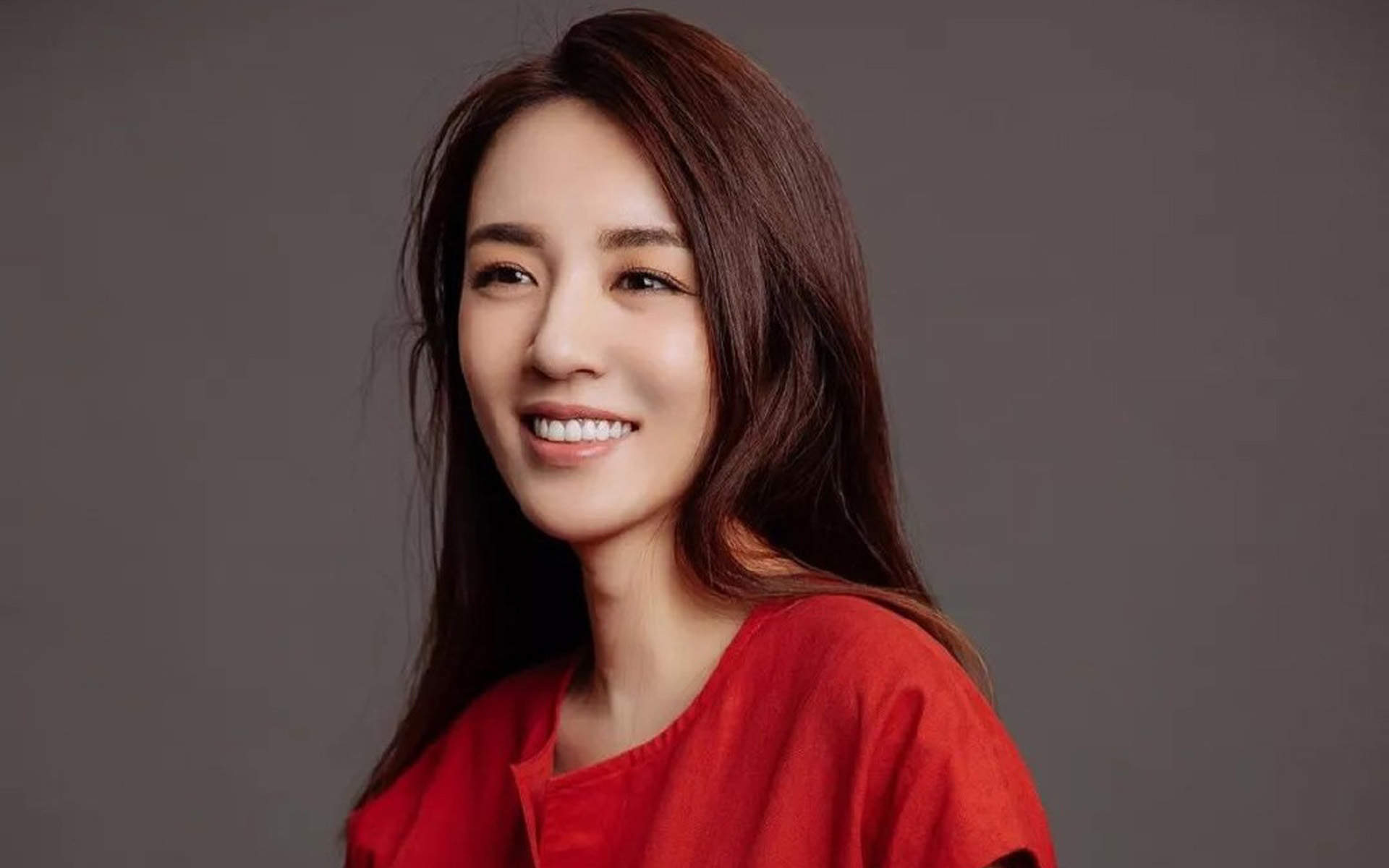 中国内地山东省青岛女演员王晓晨唯美优雅迷人写真图片图片