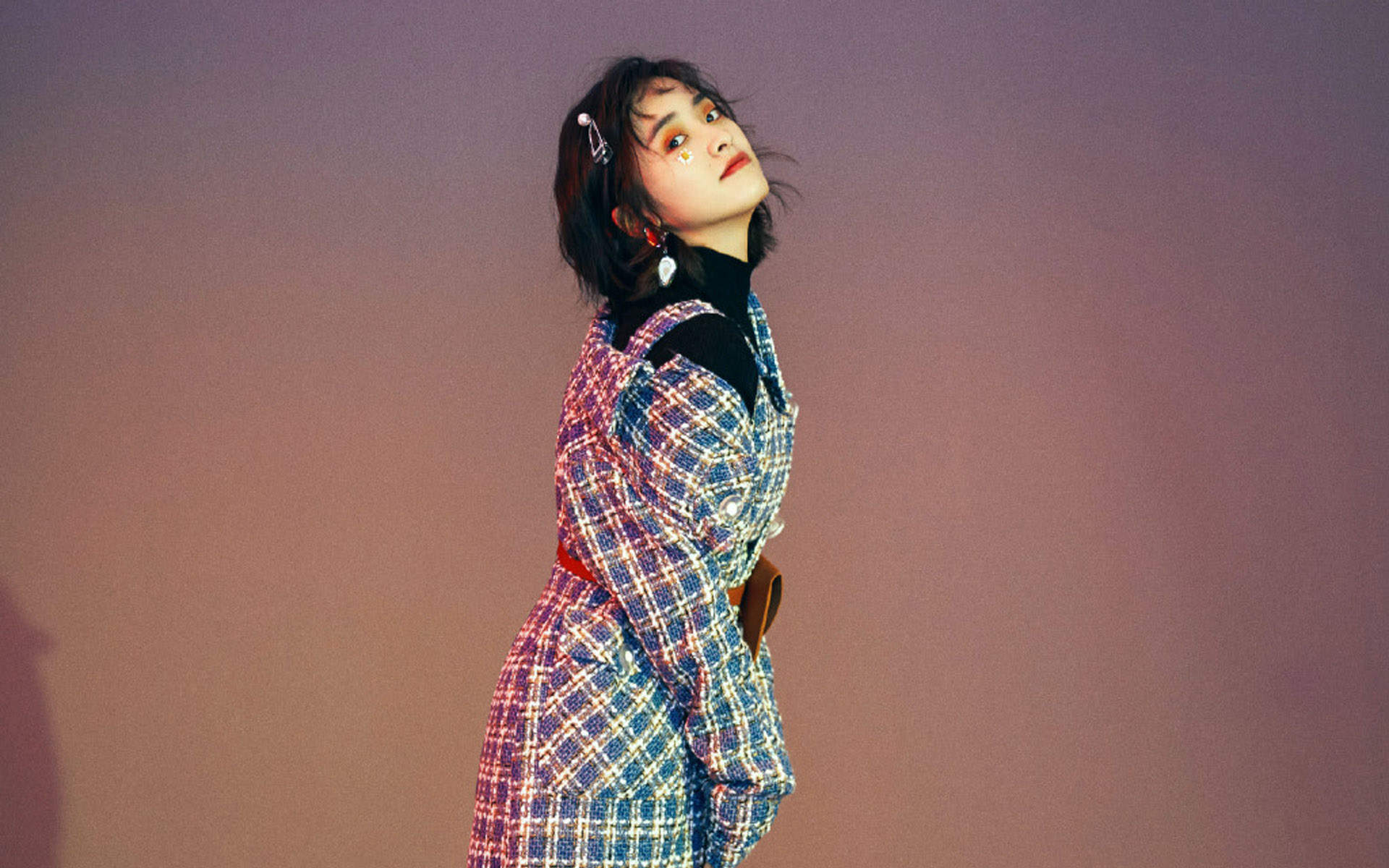高清美女沈月甜美灵动写真图片手机壁纸图片