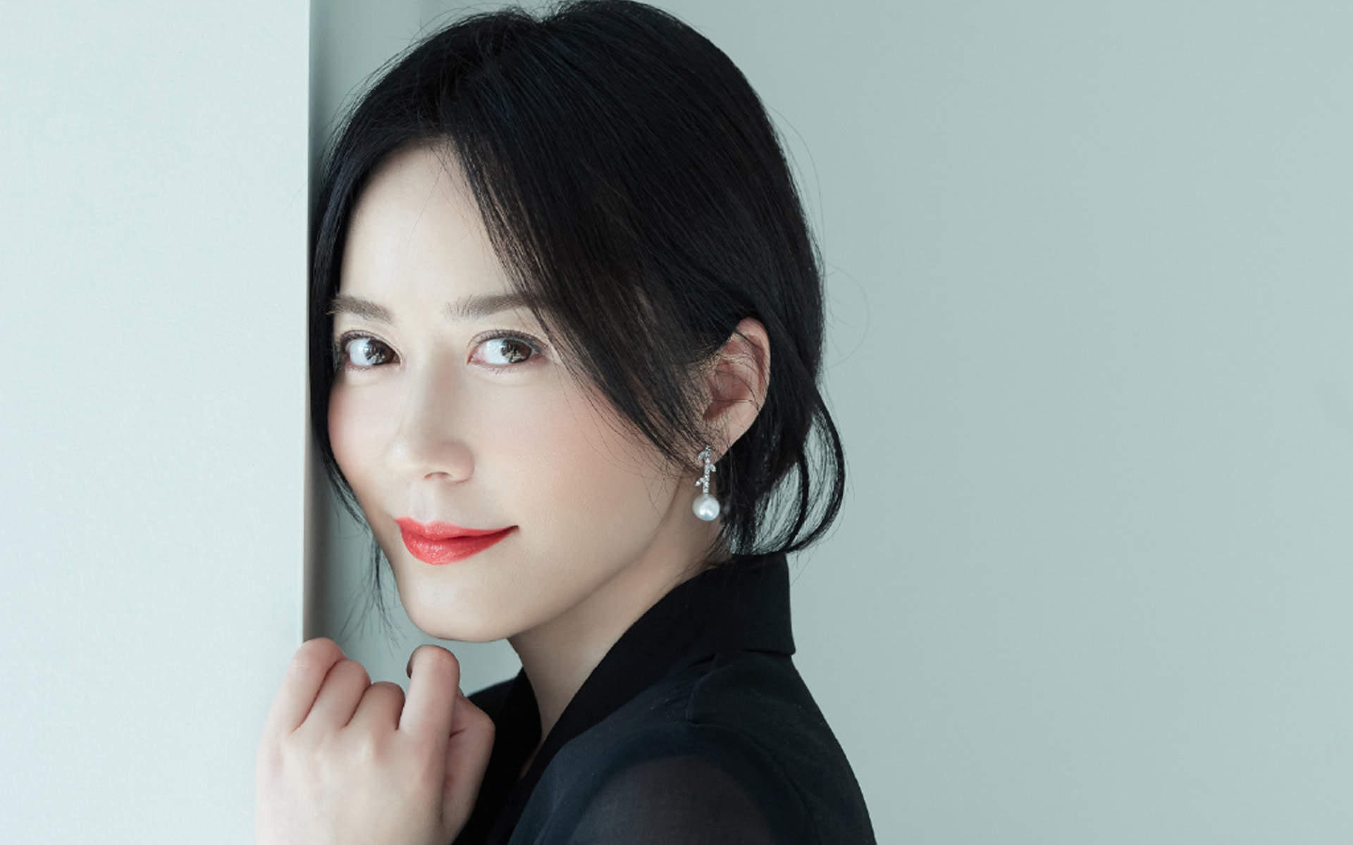 高清中国导演,演员俞飞鸿清冷时尚大片写真图片图片
