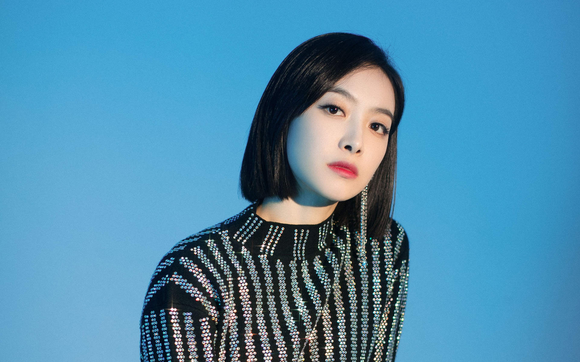 山东省青岛女演员宋茜妩媚动人写真桌面壁纸图片