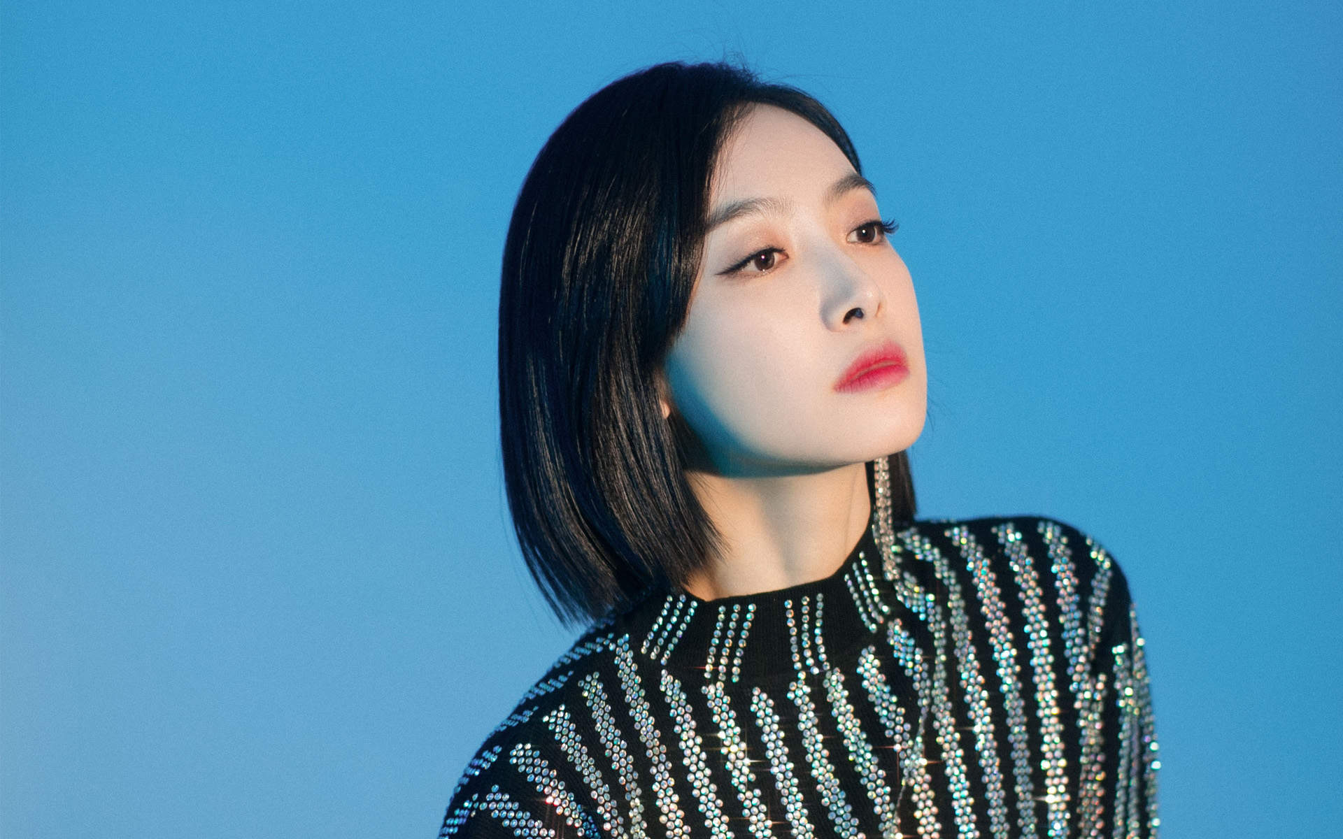 山东省青岛女演员宋茜妩媚动人写真桌面壁纸图片