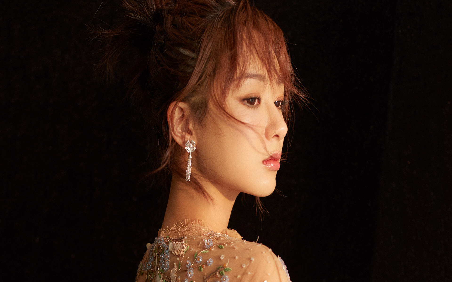 高清中国内地影视北京女演员杨紫微博之夜性感优雅写真图片图片