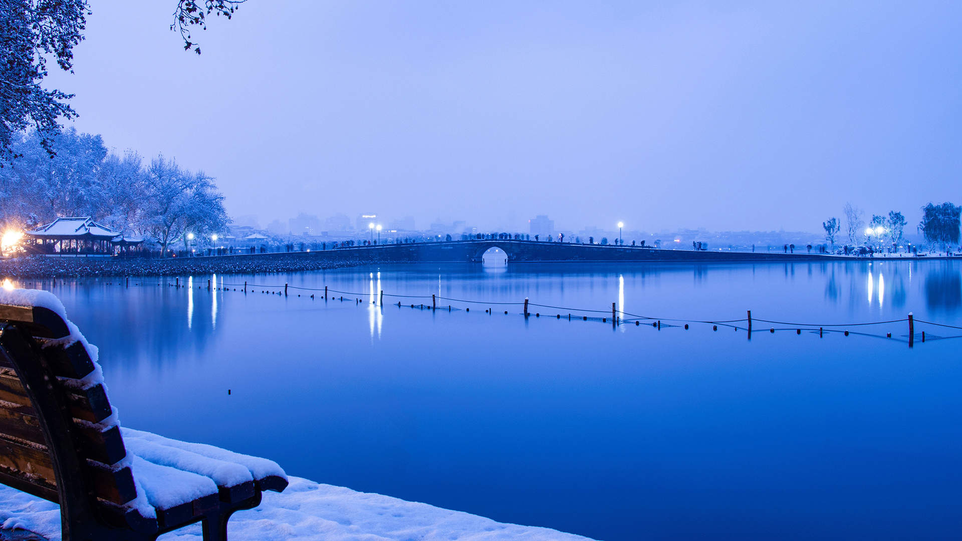 故宫唯美雪景图片手机壁纸图片