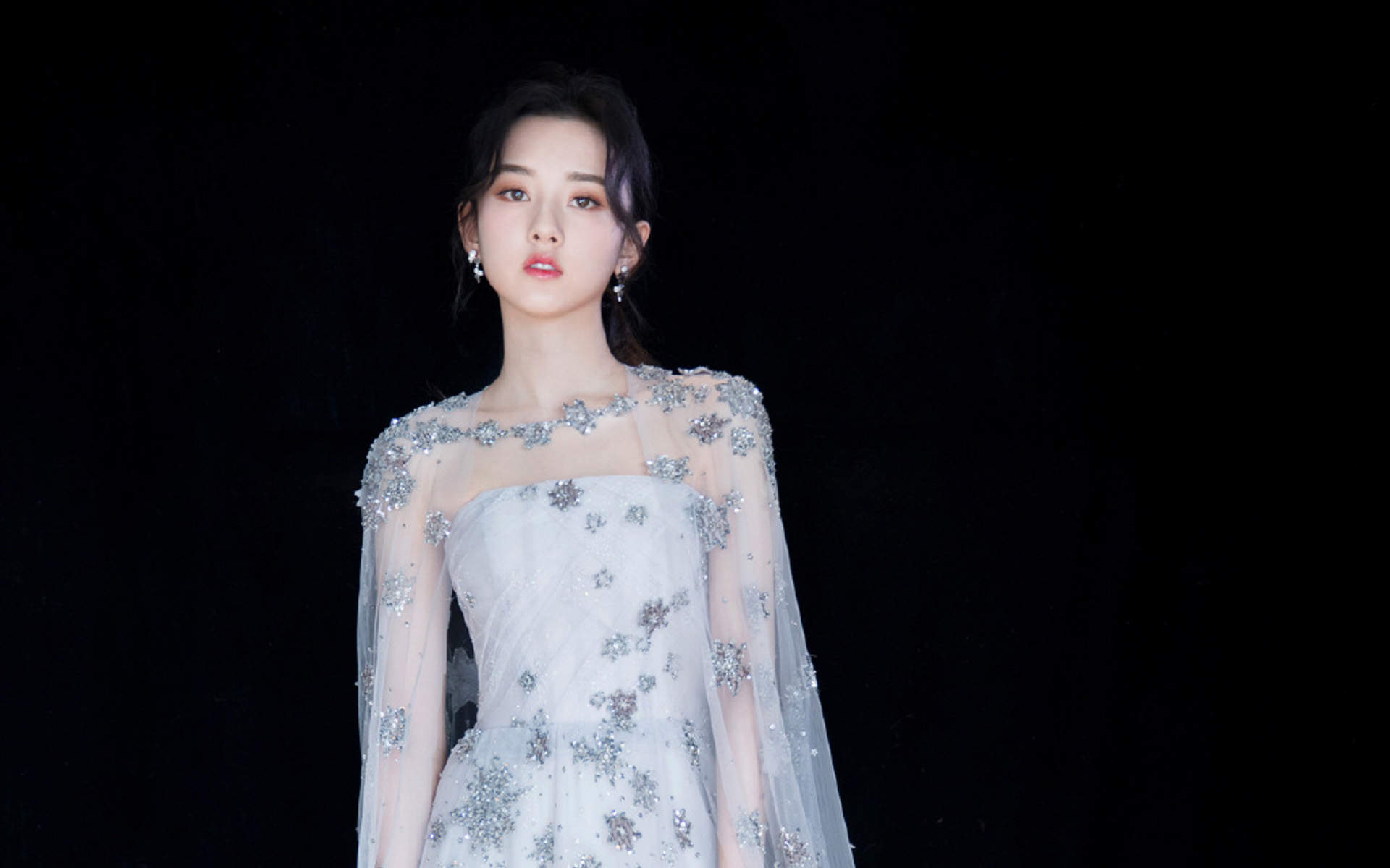 中国北京当代95后女演员宋祖儿唯美迷人写真图片桌面壁纸图片