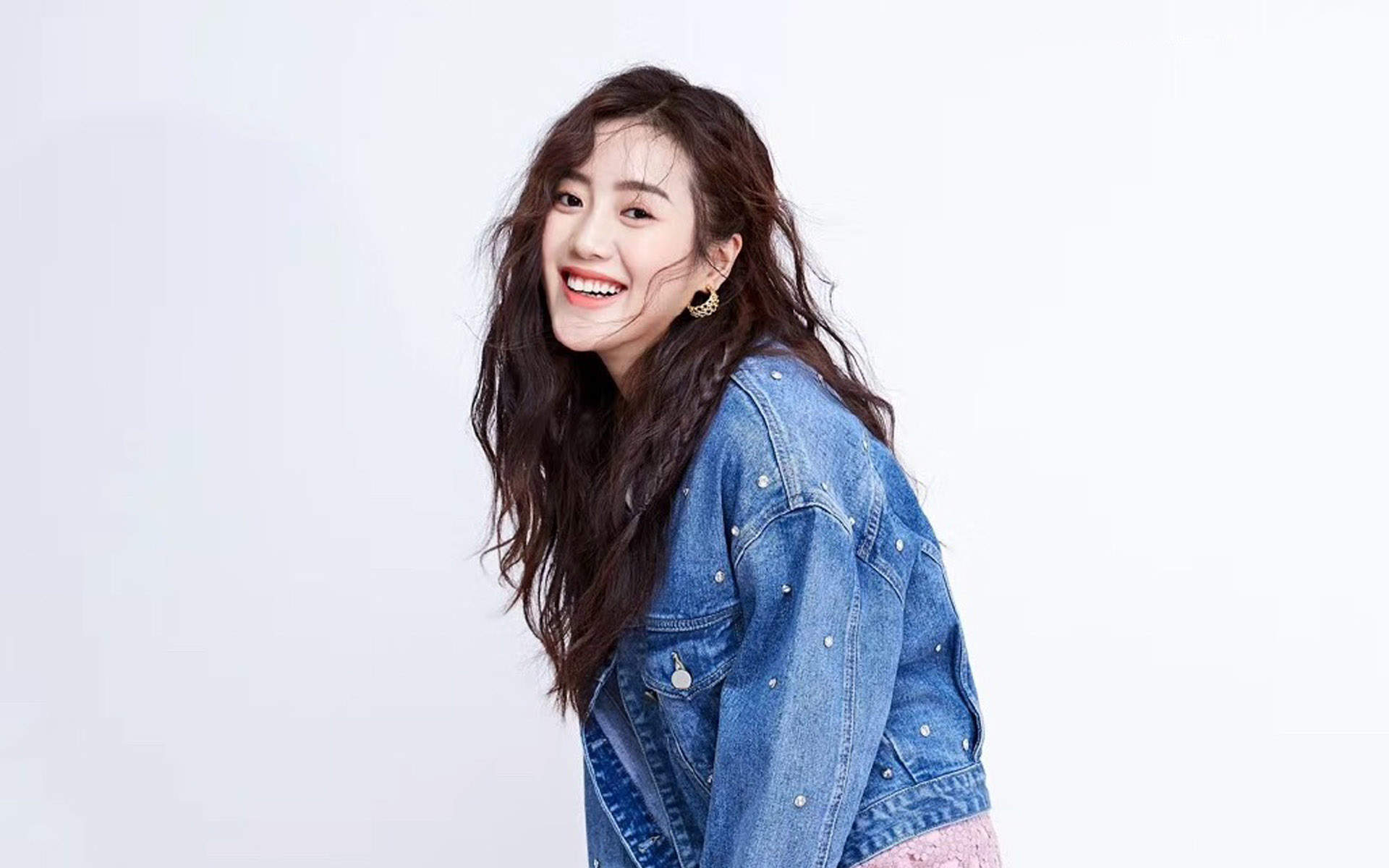 高清中国内地美女王梓薇时尚写真图片桌面壁纸图片