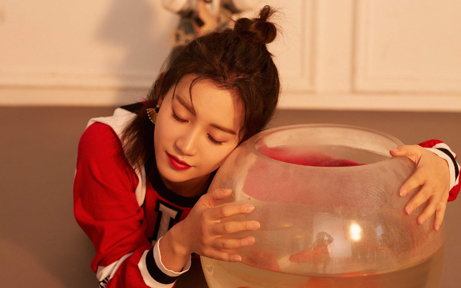 高清湖南衡阳美女苏青时尚干练写真桌面壁纸图片