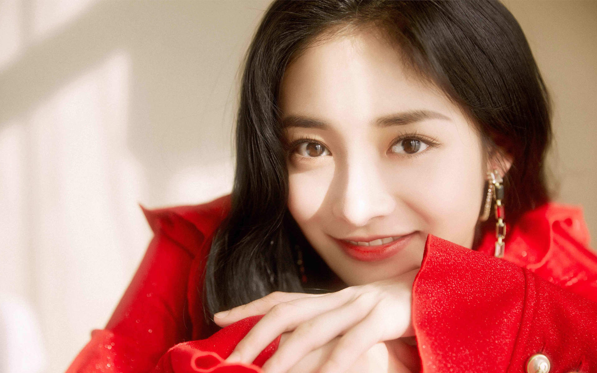 高清上海奉贤美女周洁琼清新甜美图片图片