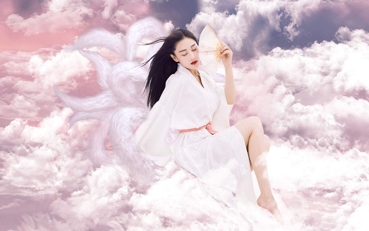 张馨予图片