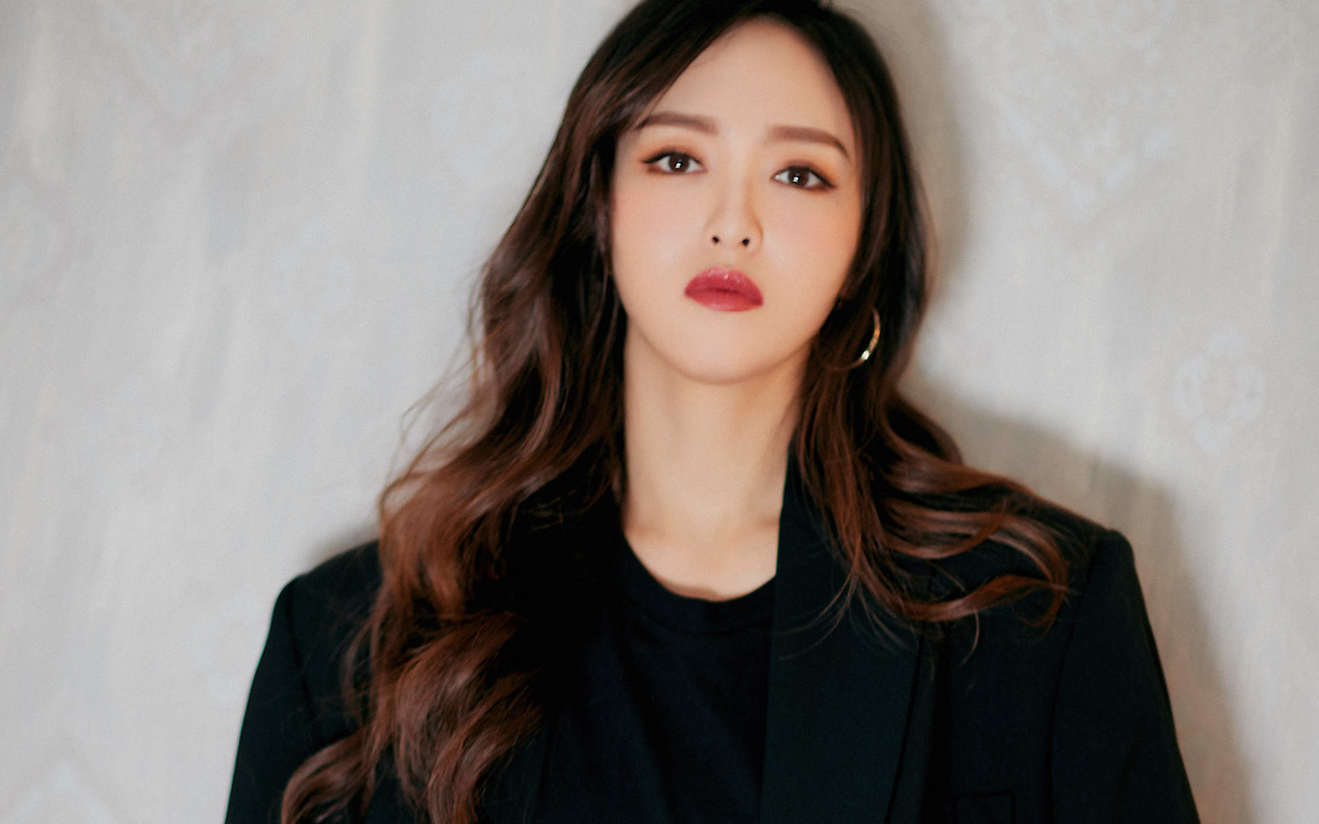 高清中国内地影视上海市女演员唐嫣窦骁《时间都知道》最新剧照图片图片