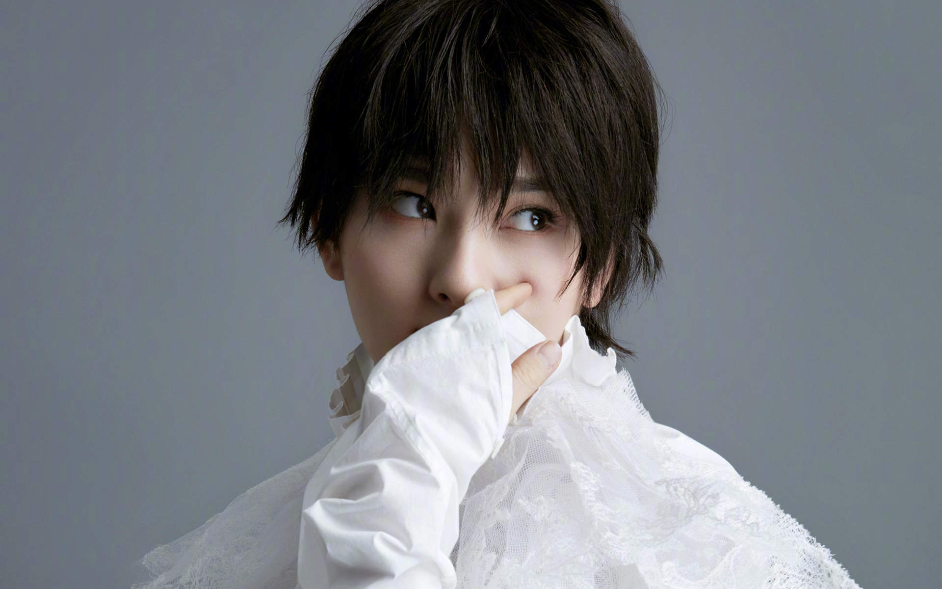 中国北京当代95后女演员宋祖儿性感优雅写真桌面壁纸图片
