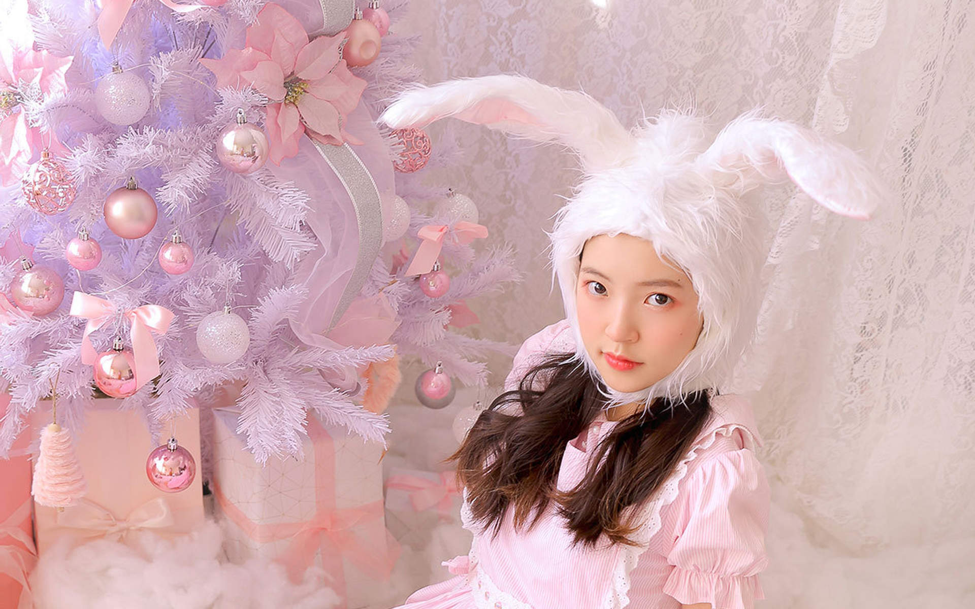 粉红兔女郎图片