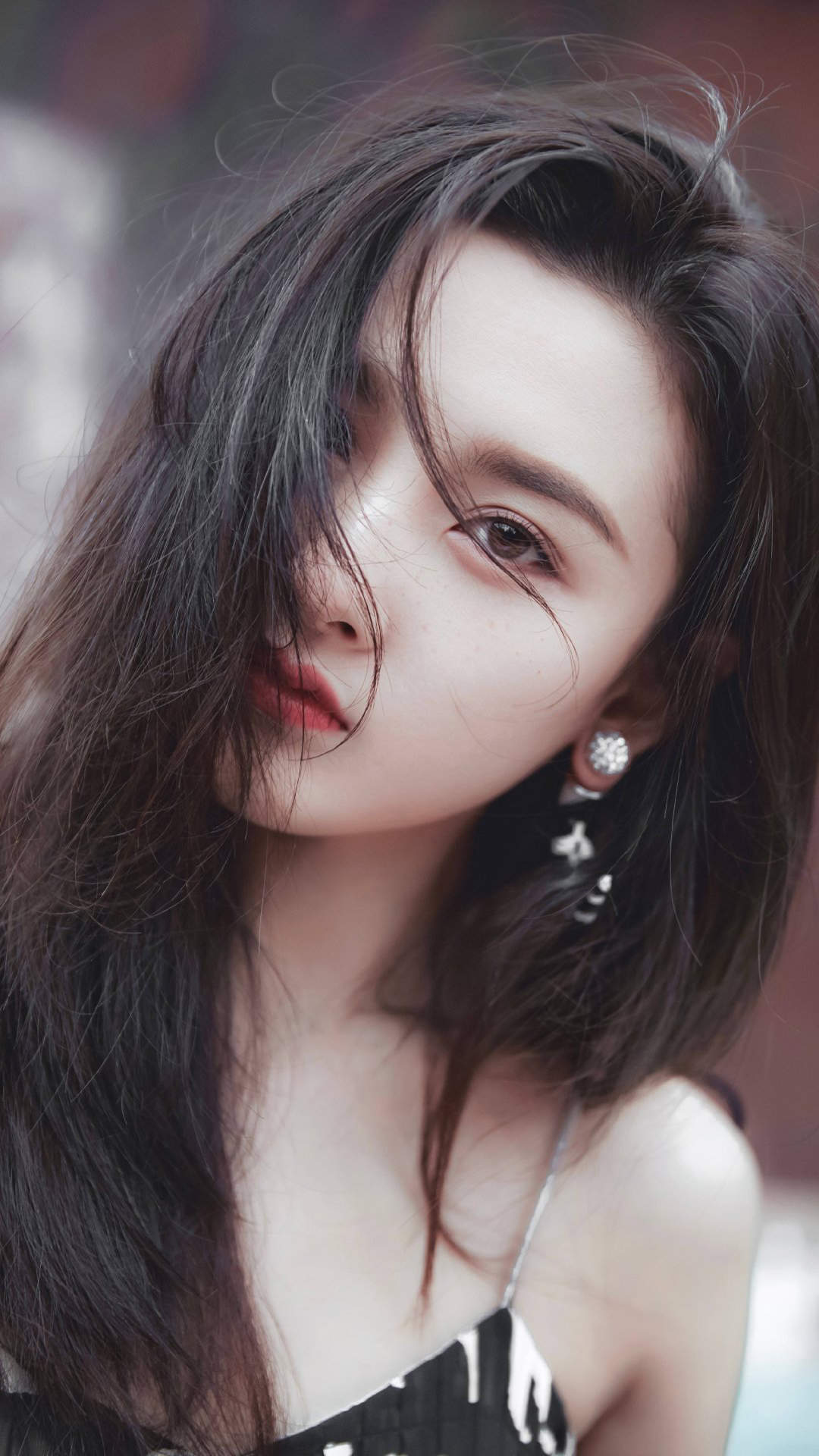 中国北京当代95后女演员宋祖儿性感优雅写真桌面壁纸图片