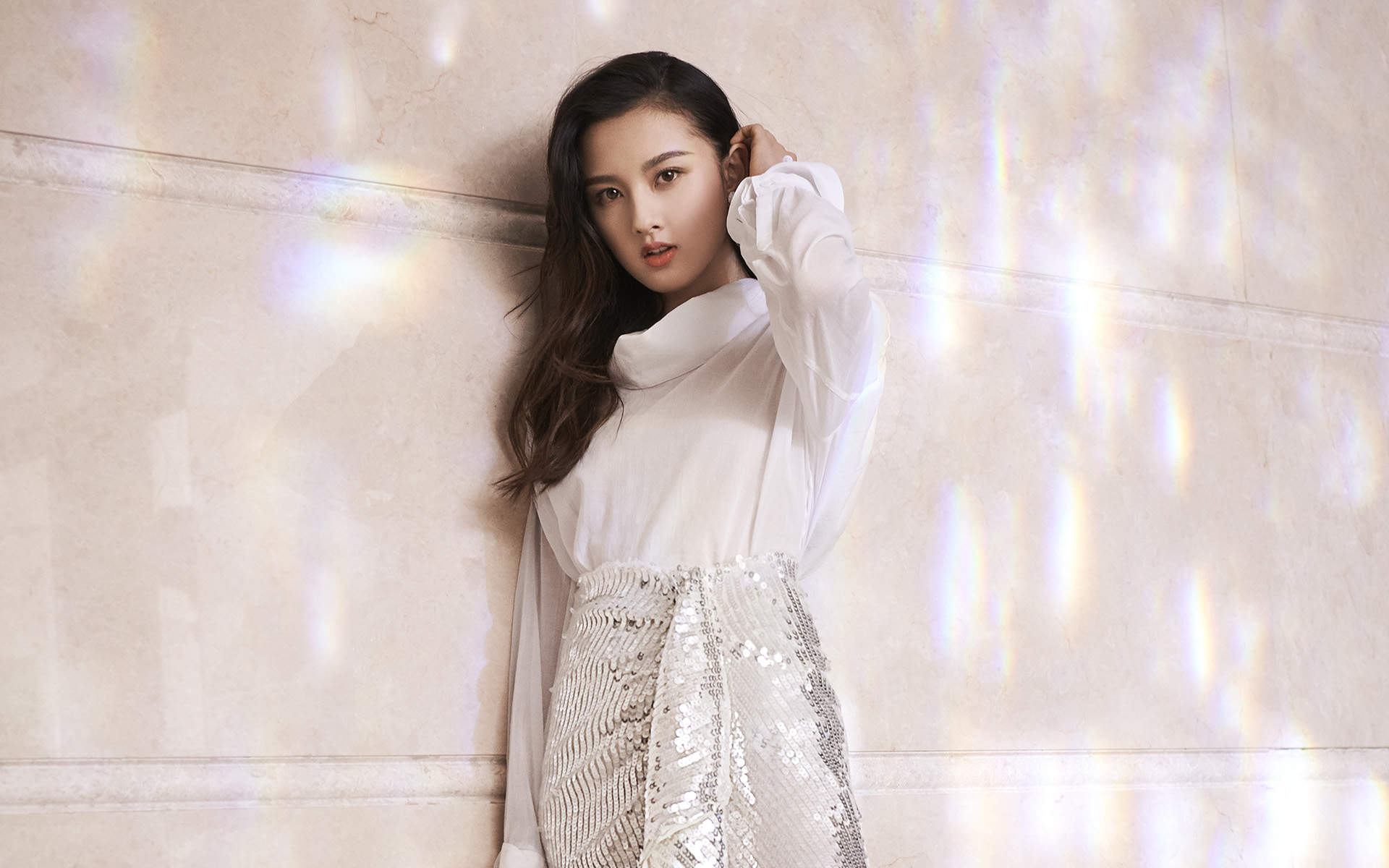 中国北京当代95后女演员宋祖儿性感优雅写真桌面壁纸图片