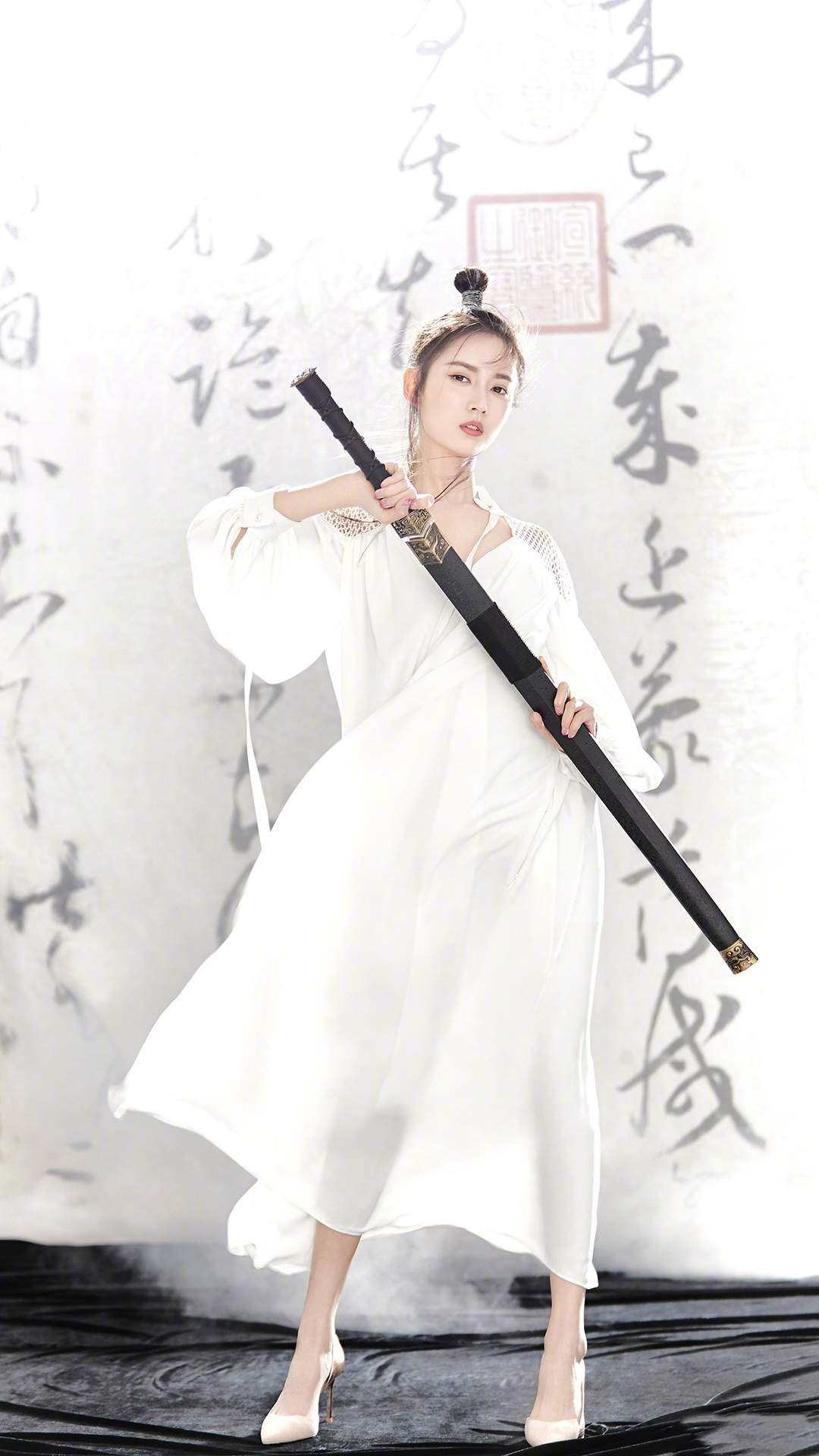 北京新生代女演员陈钰琪《两世欢》海报图片图片