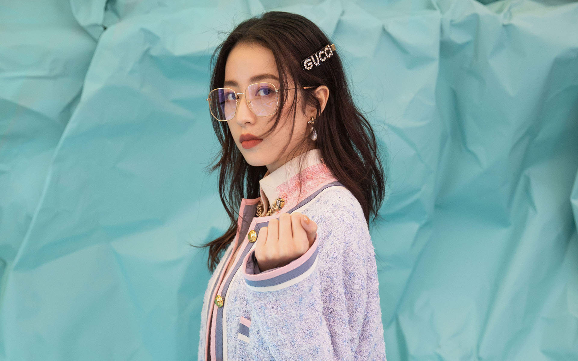 周雨彤图片