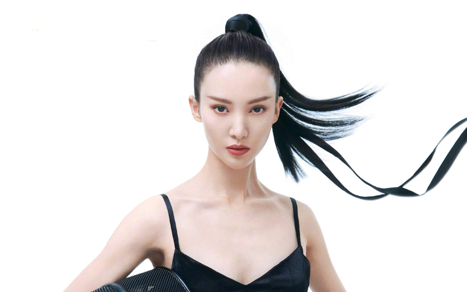 中国大陆山东济南女演员平面模特金晨时尚美艳写真高清手机壁纸图片