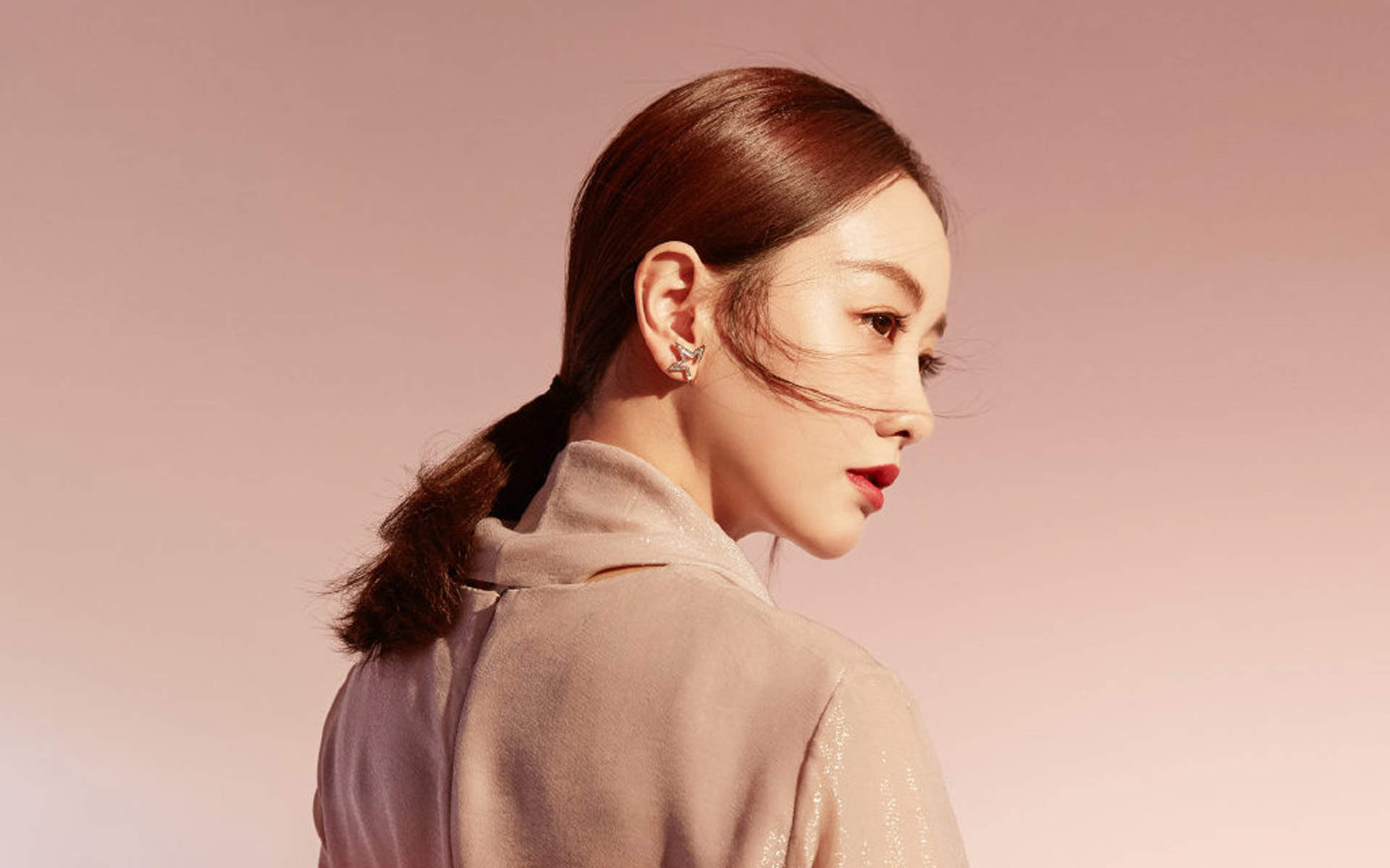 高清中国内地云南保山女演员杨蓉成熟魅力写真图片图片 高清中国内地云南保山女演员杨蓉成熟魅力写真图片图片