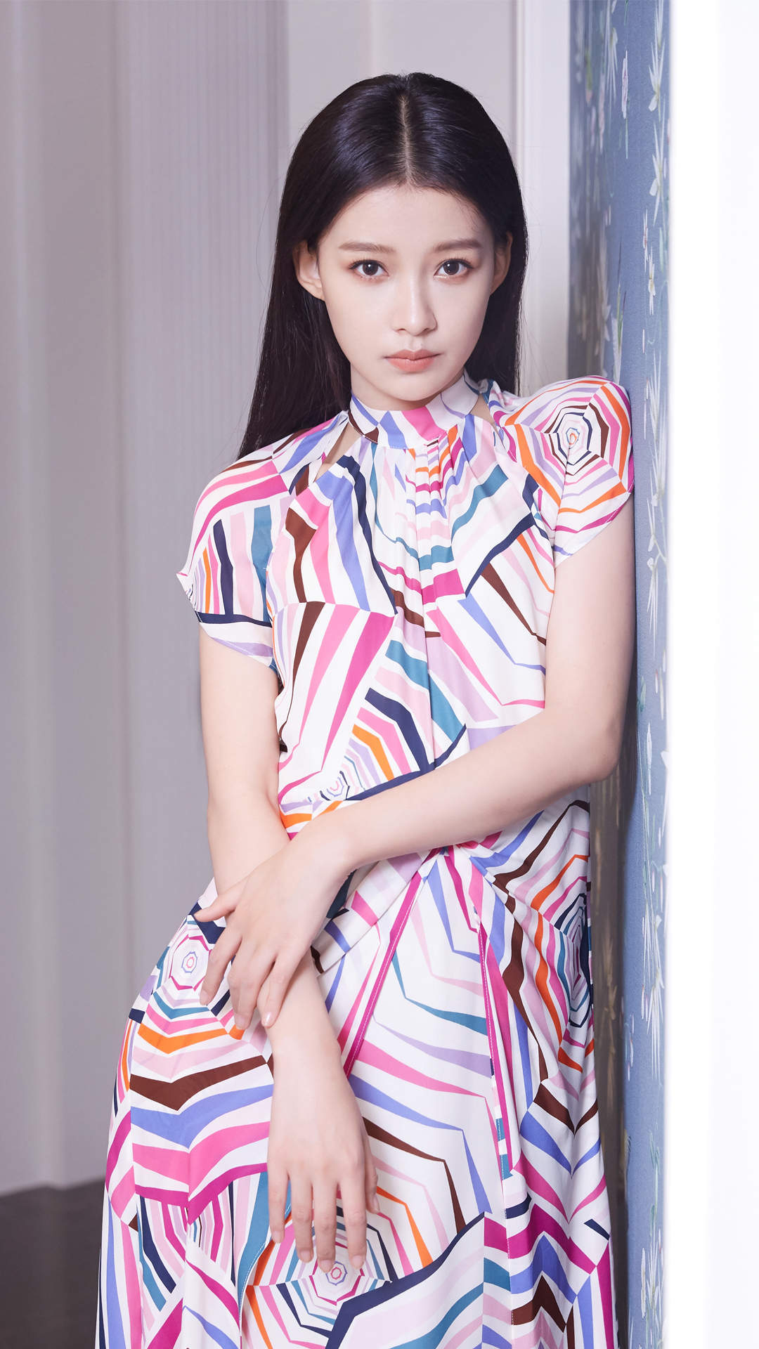 林省通化市集安女明星孙怡妩媚动人时尚写真大片图片