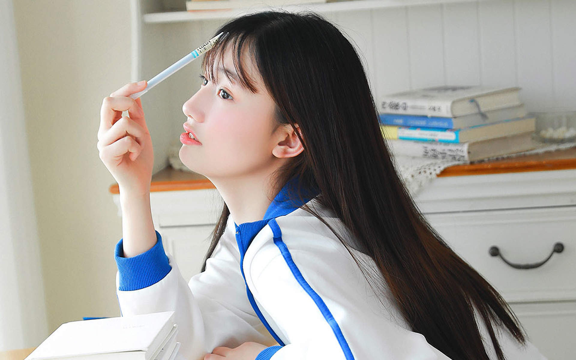 高清校花90后可爱清纯学生妹高清桌面壁纸图片